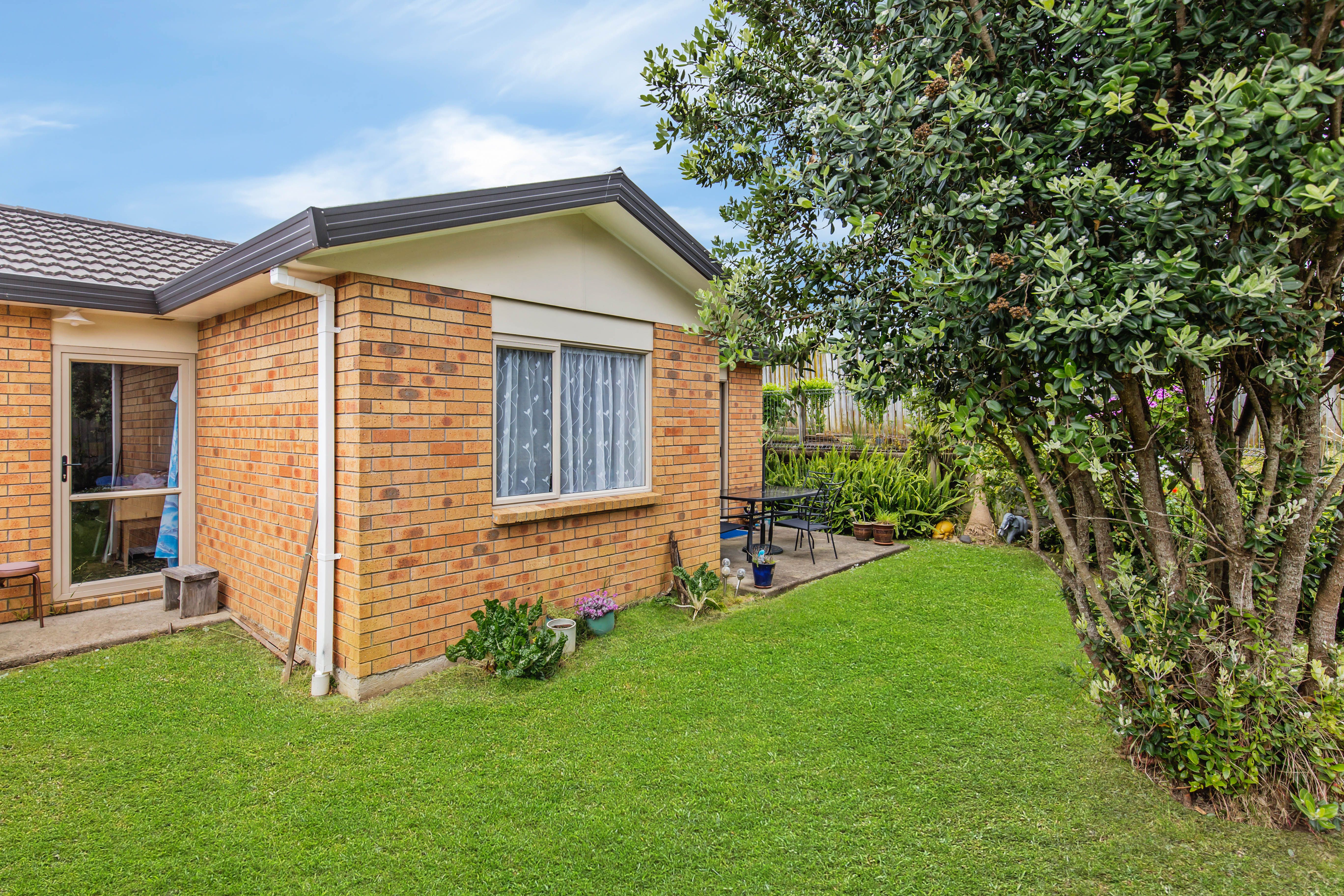 10/15 Hastie Avenue, Mangere Bridge, Manukau City