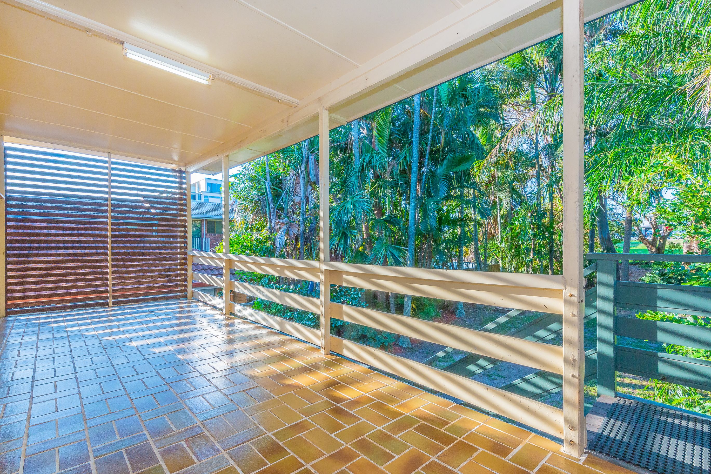 16 Lilla Street, Woody Point, QLD 4019