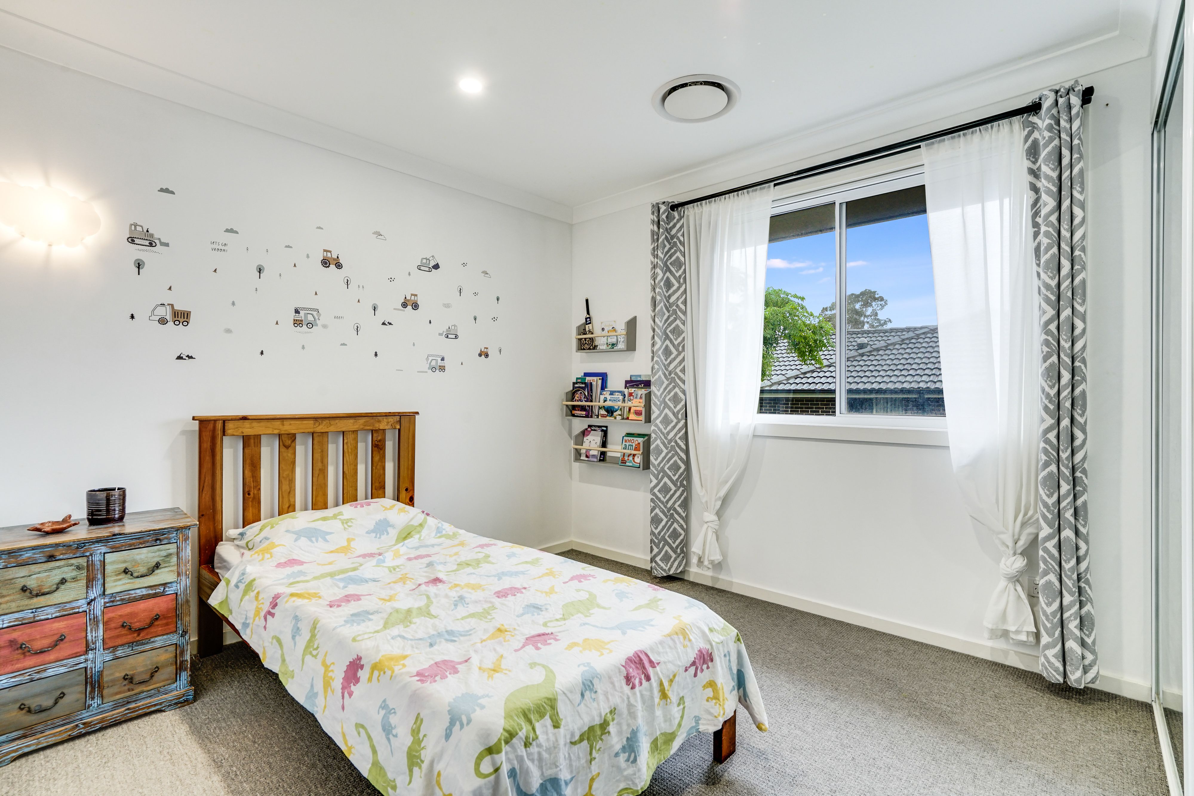 3/150 Adelaide Street — photo 7 of 12