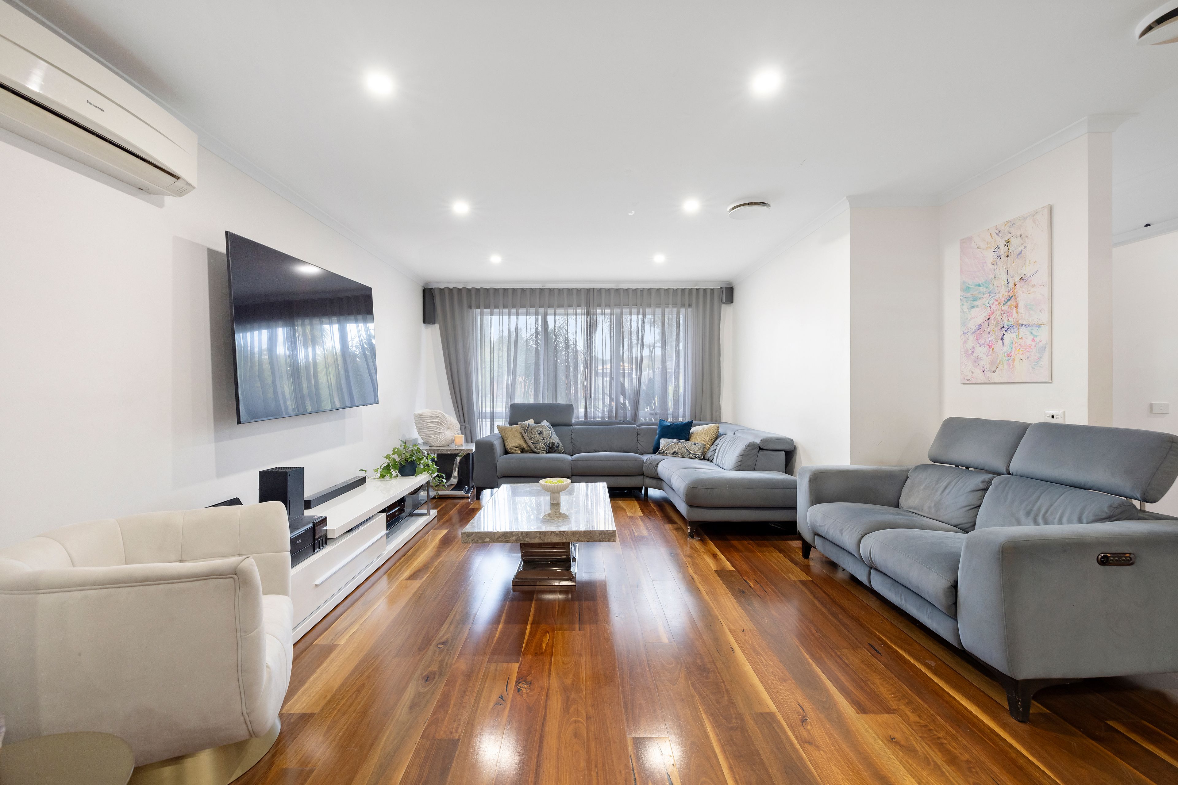 115 Dandelion Drive, Rowville, VIC 3178