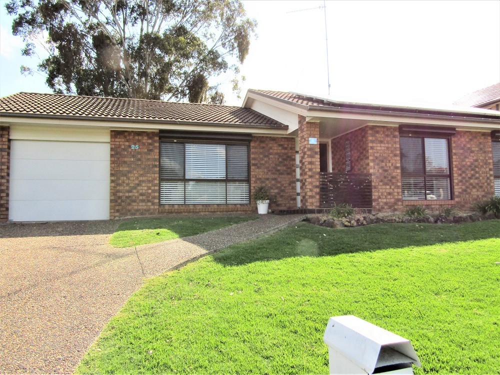 25 Camelot Drive, Cranebrook, NSW 2749