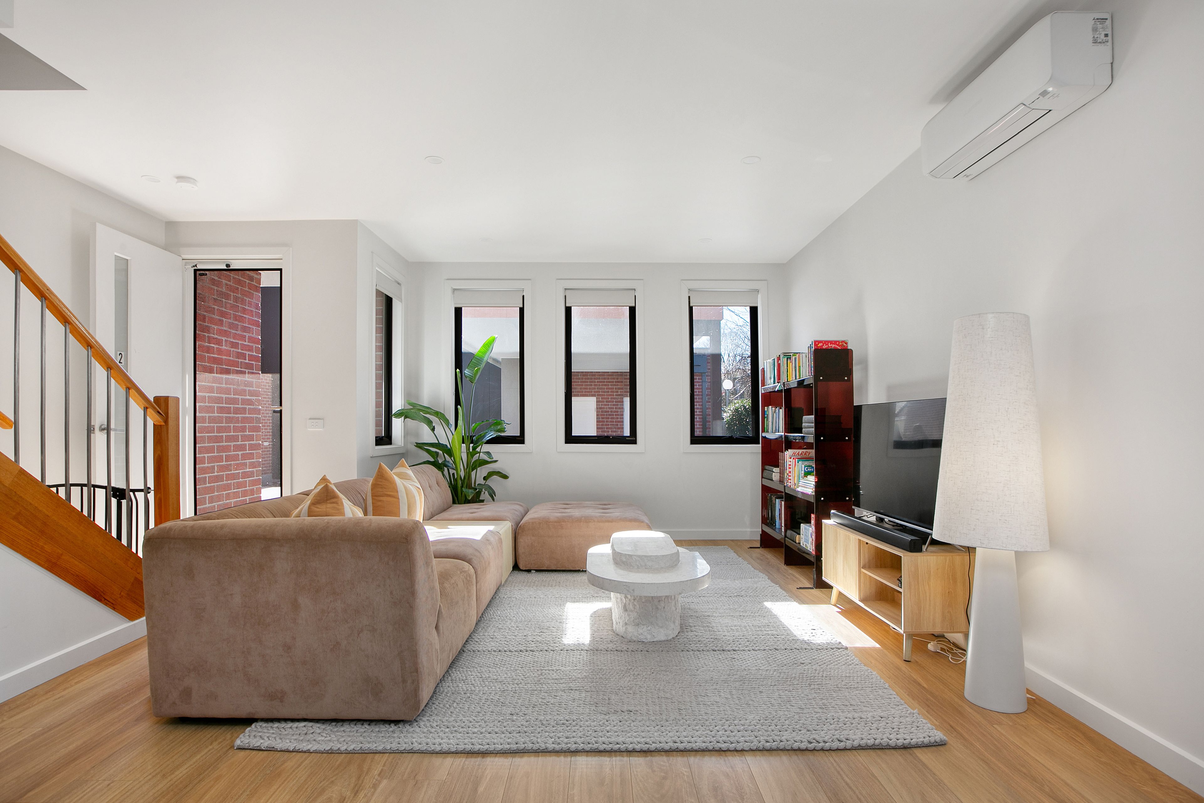 2/13 Newton Street, Reservoir, VIC 3073