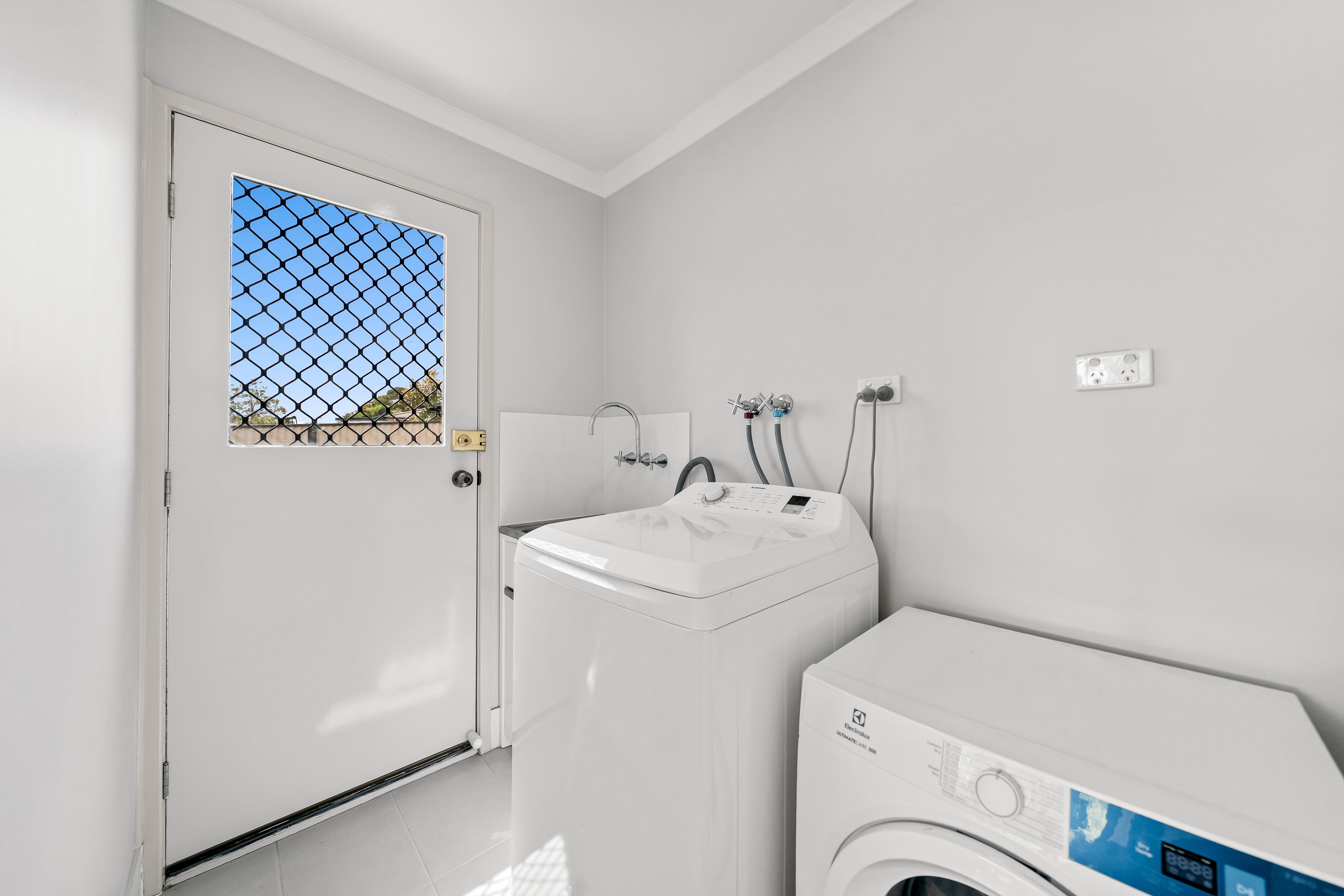 29 Oakview Street — photo 16 of 19