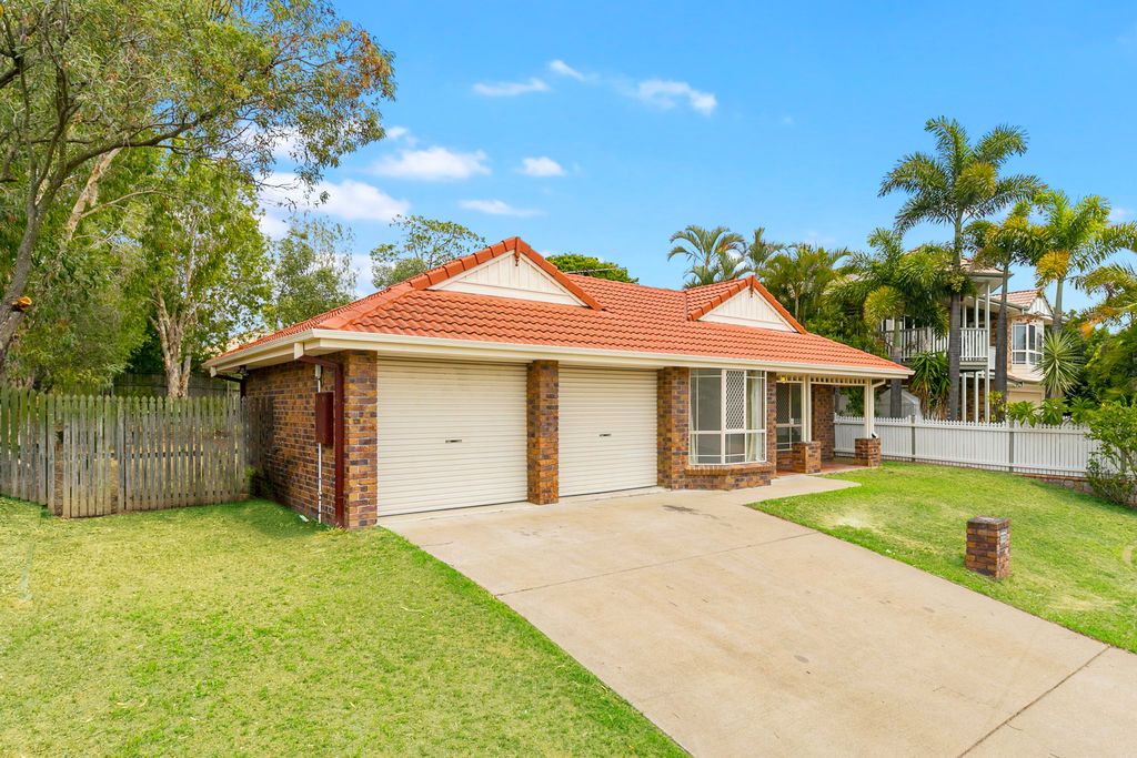 11 Atkinson Close, Coopers Plains QLD 4108