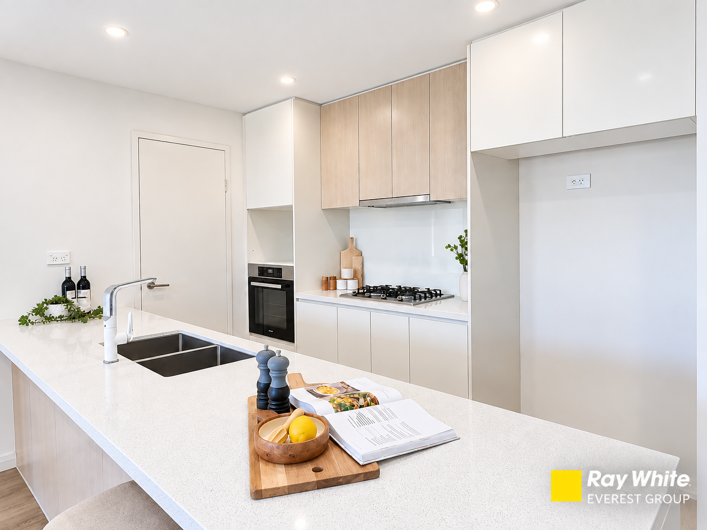203/120-124 Wentworth Road — photo 6 of 17