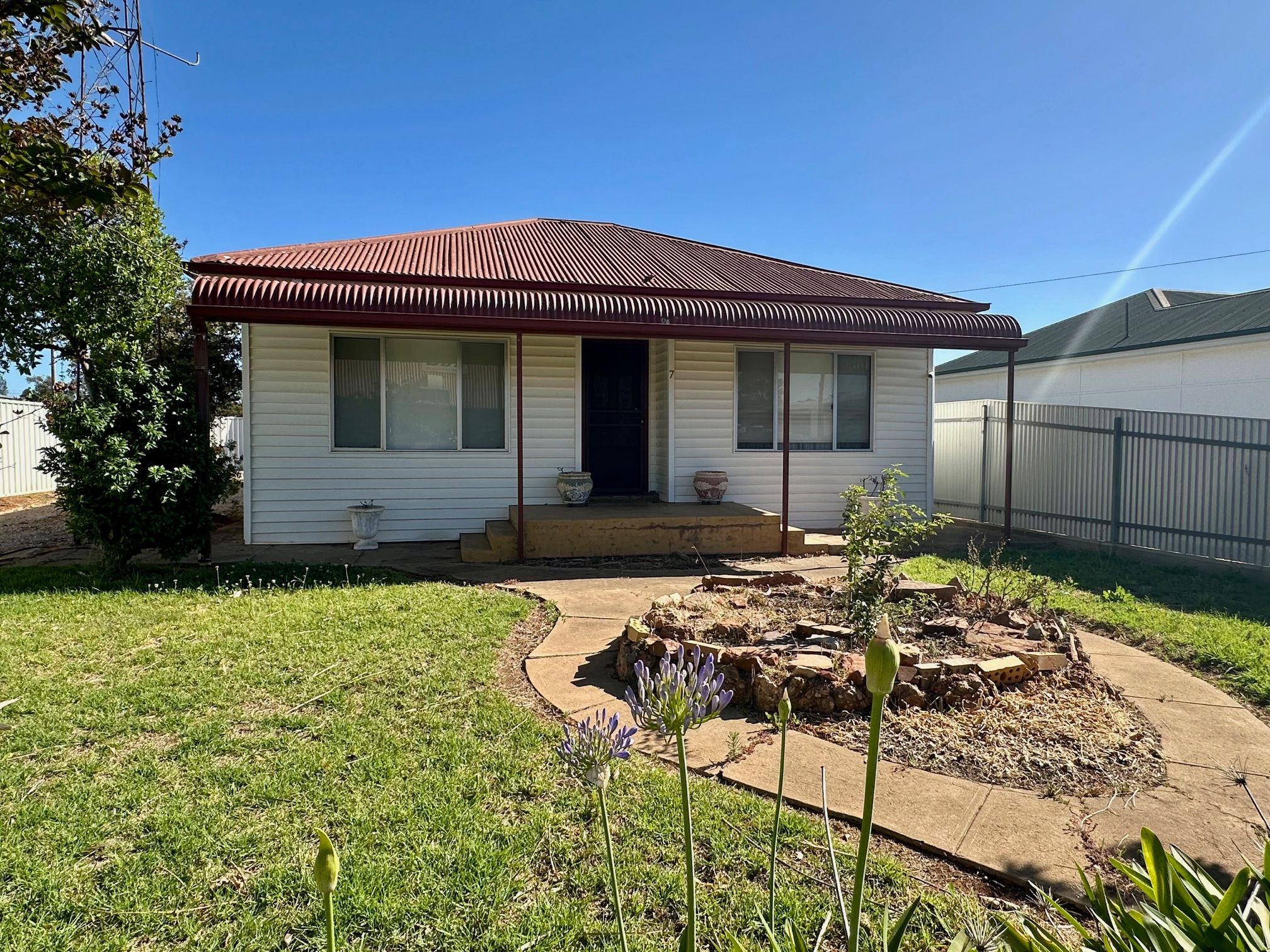 7 Lasscock Road, Griffith, NSW 2680