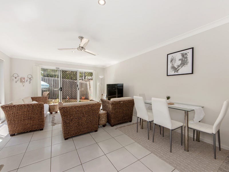 1/4 Hermes Way, Wulkuraka, QLD 4305