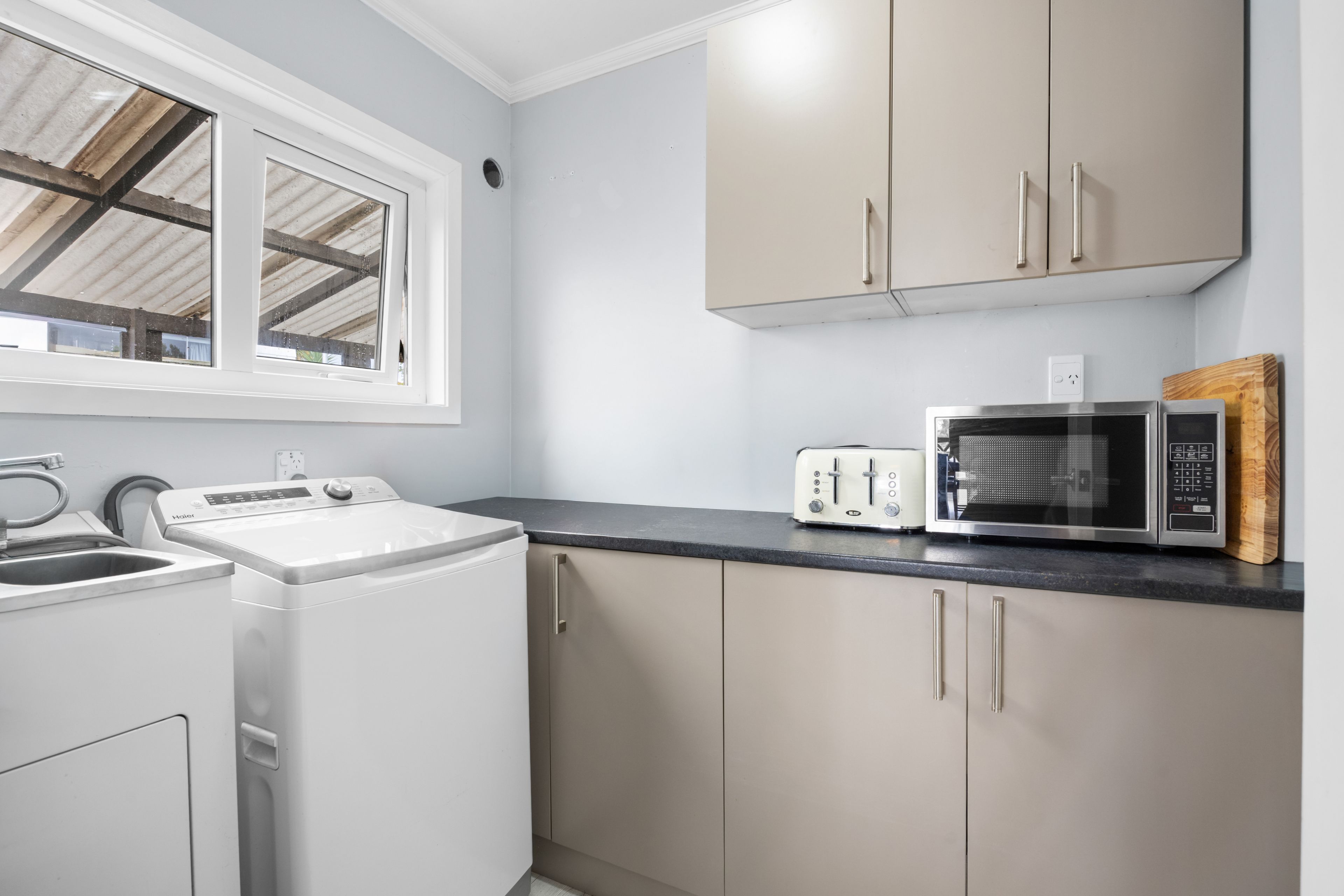 32 Taioma Crescent, Te Atatu Peninsula, Waitakere City