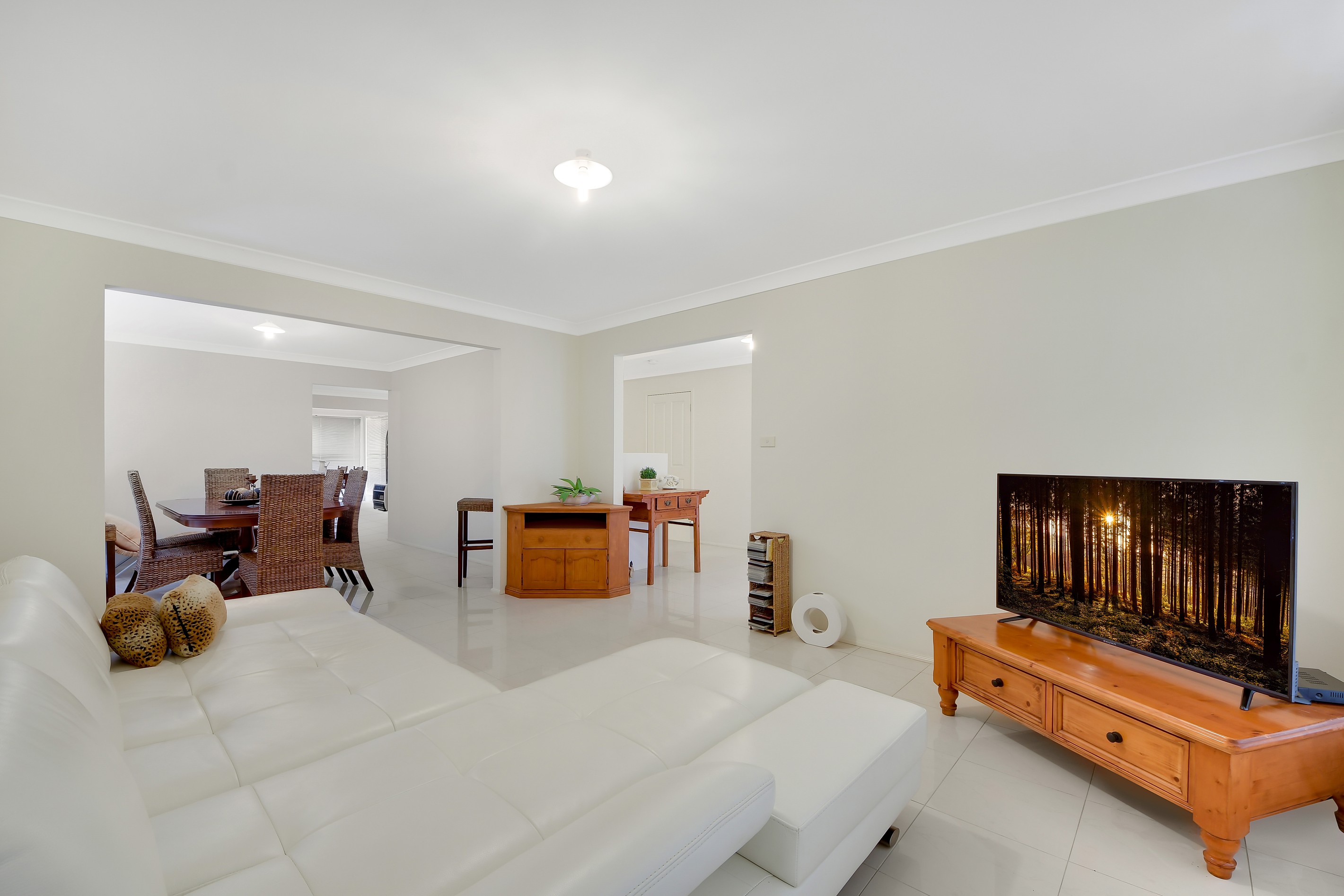 163 Kellerman Drive, St Helens Park, NSW 2560