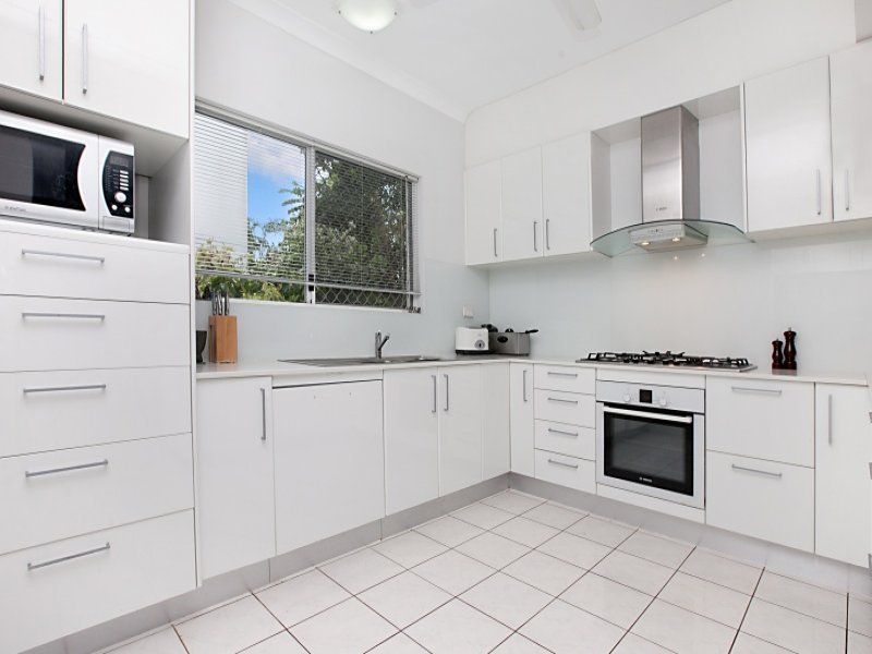1/8 Manoora Street, Larrakeyah, NT 0820