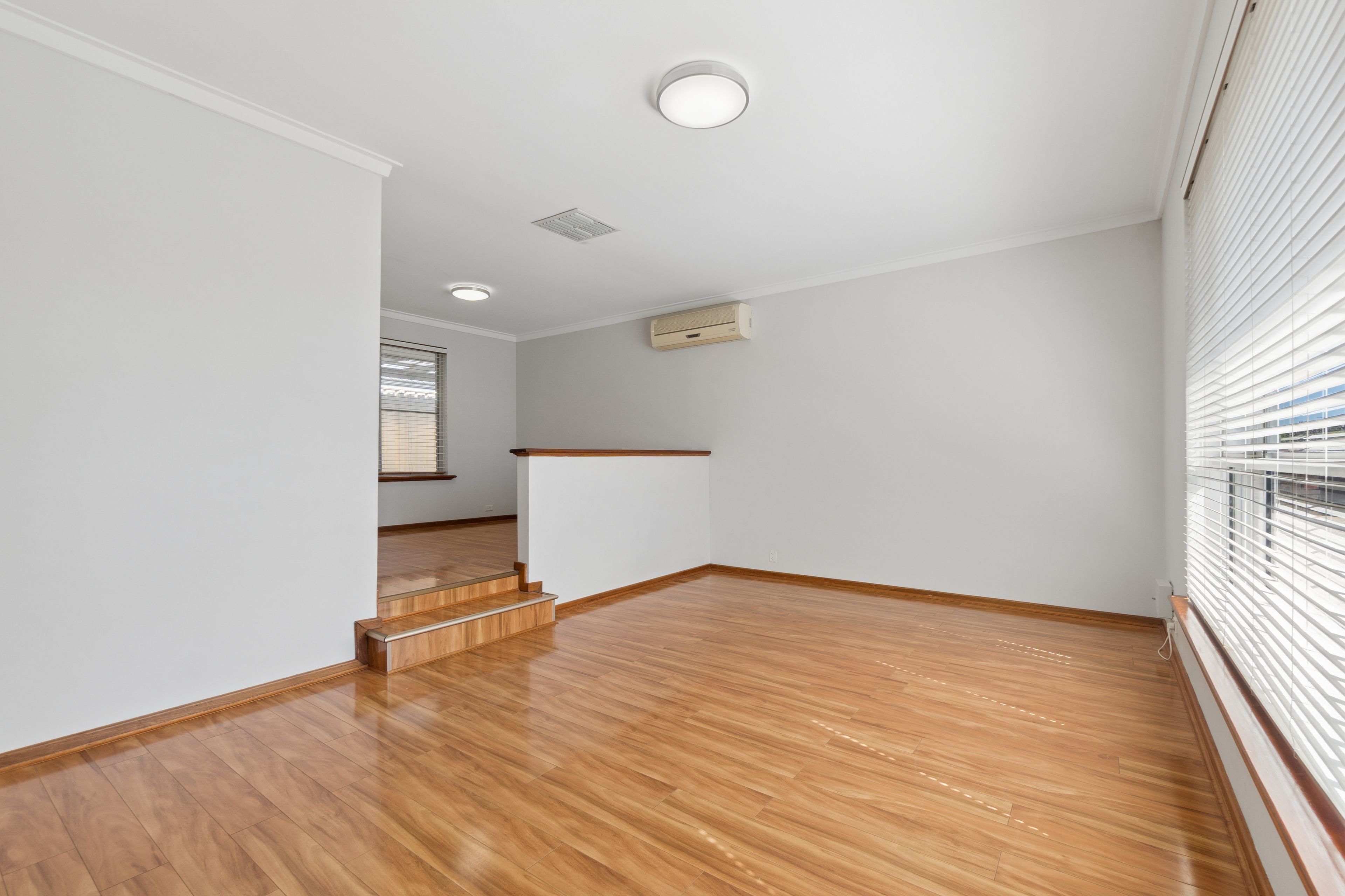 2 Peet Court — photo 4 of 30