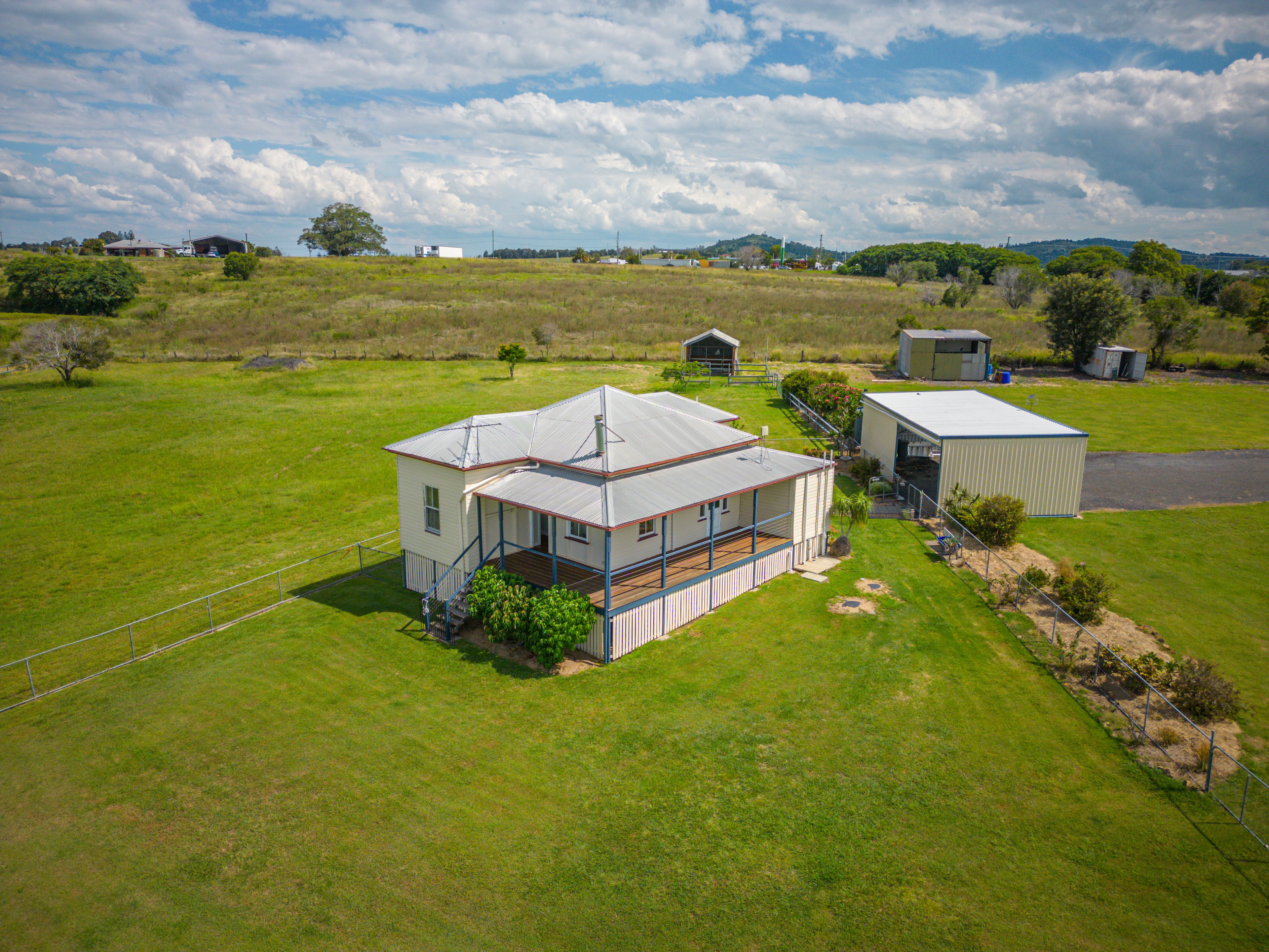 21 Linnings Road, Haigslea, QLD 4306