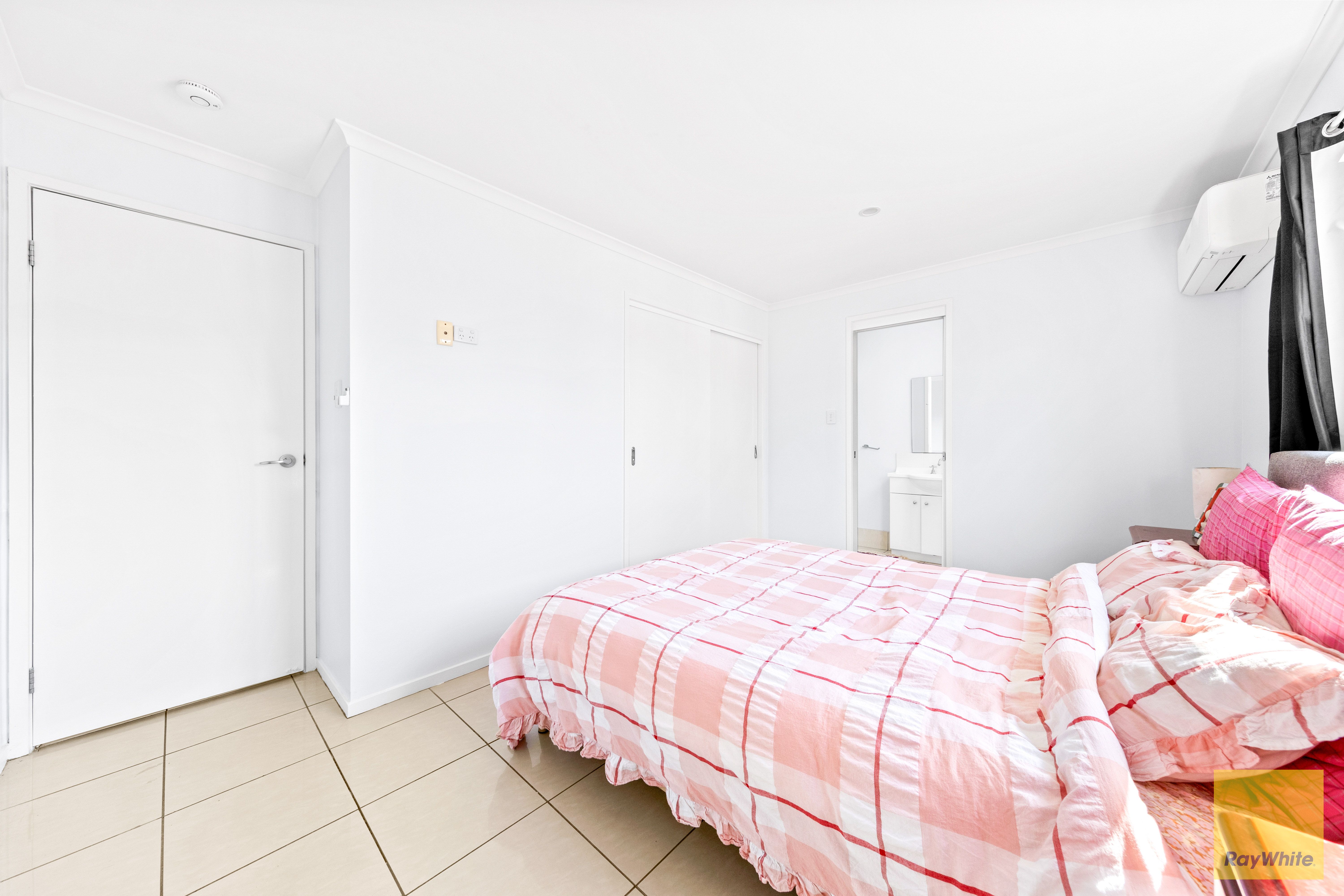 27 Gordon Street, Capella, QLD 4723