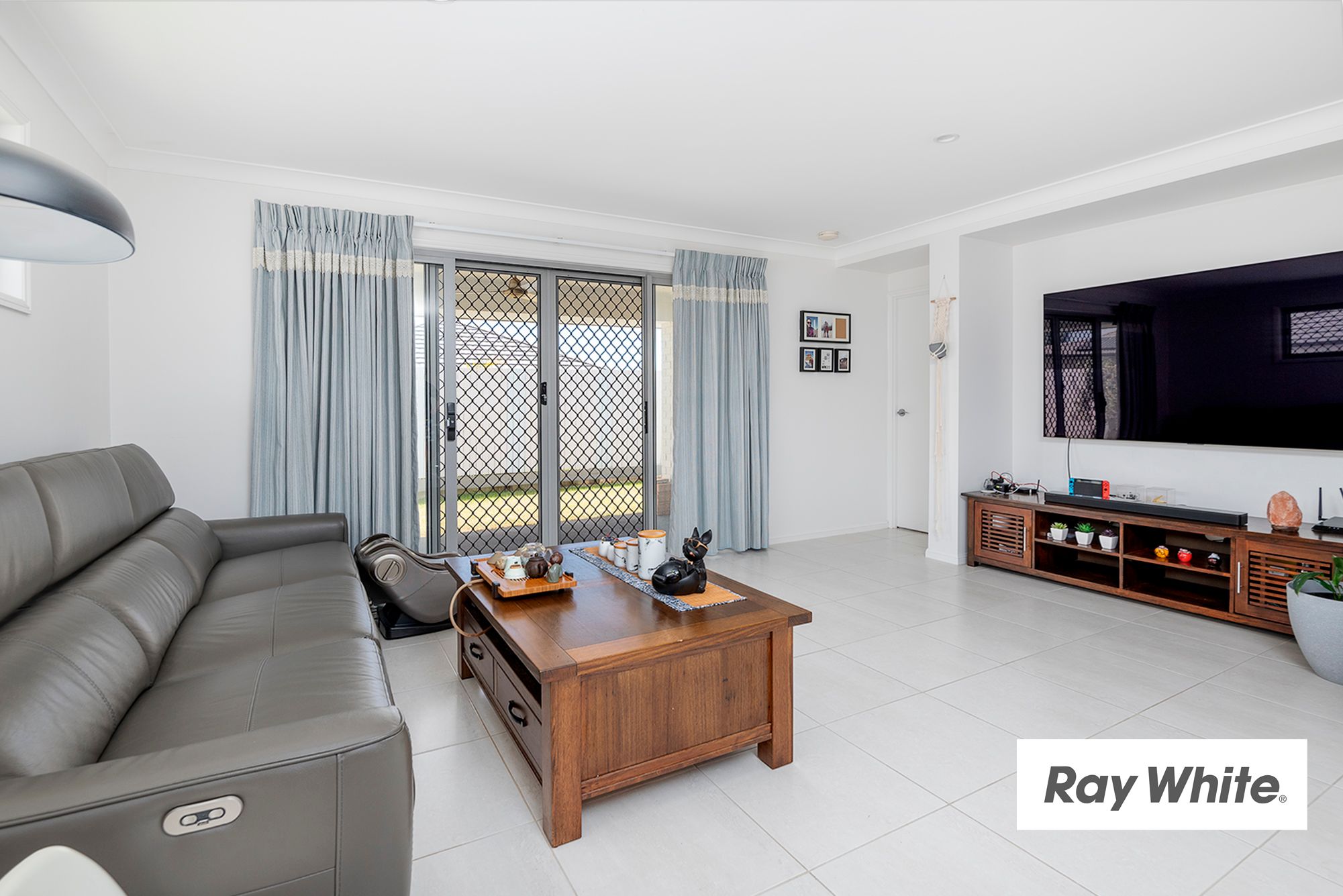 74 falkland st West, Heathwood, QLD 4110