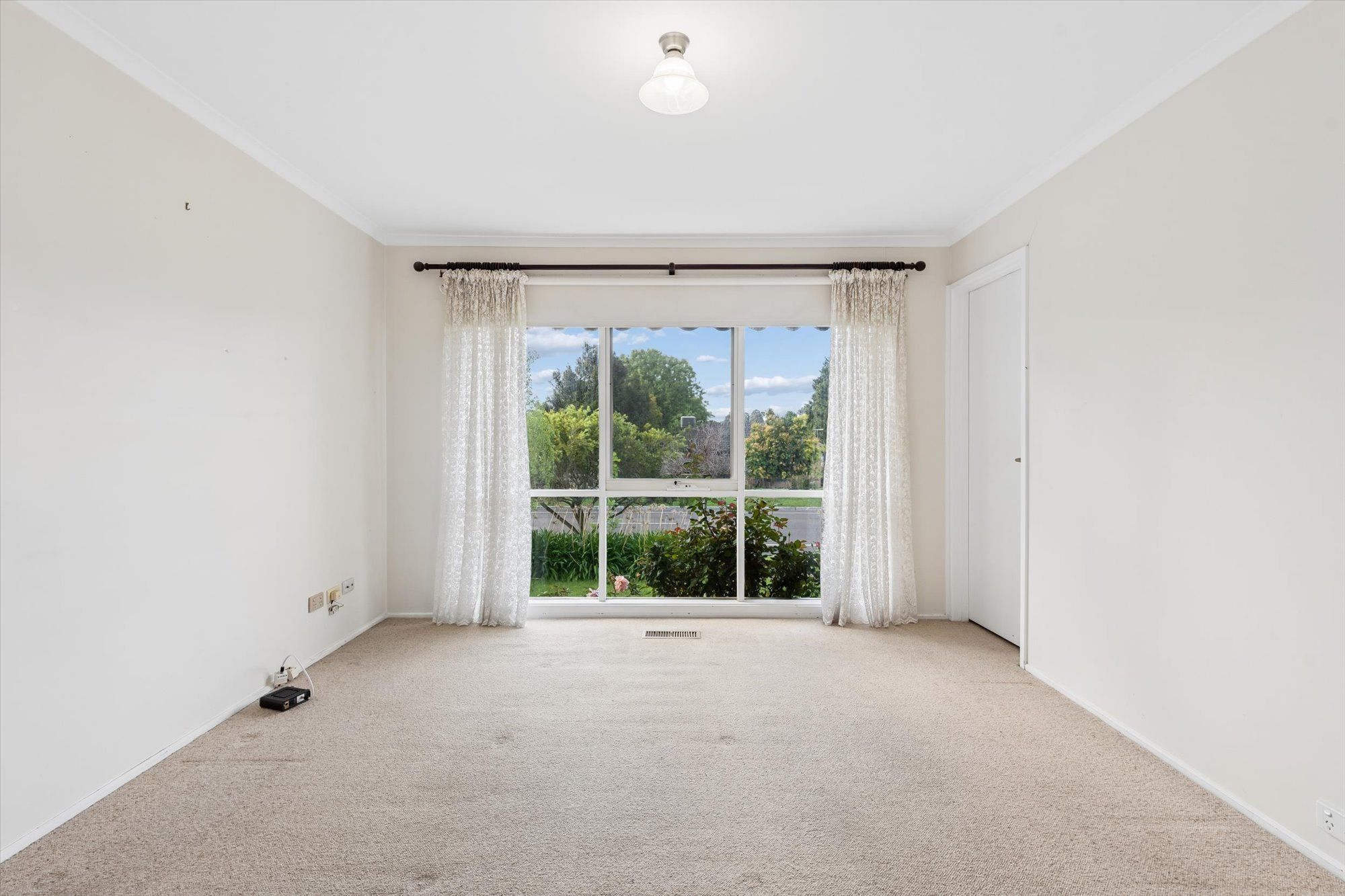 125 Murrindal Drive — photo 5 of 10