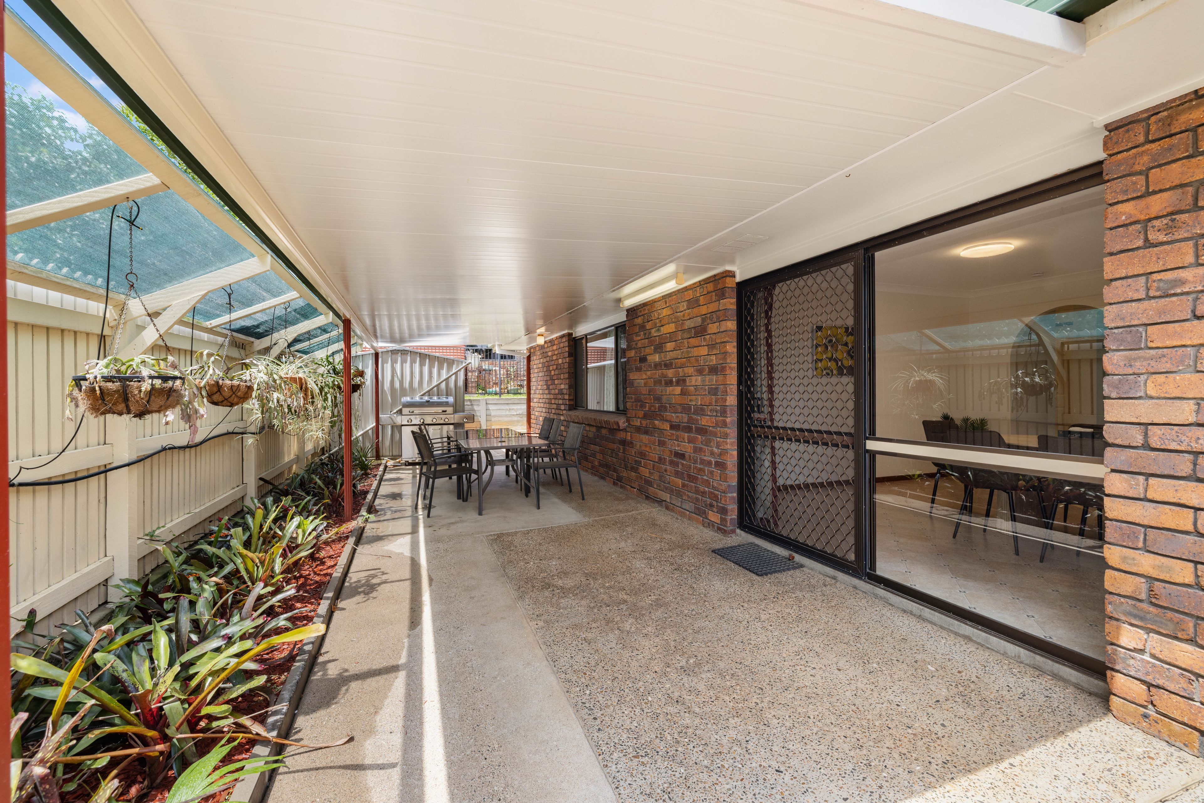 2 Kushka Street — photo 18 of 19