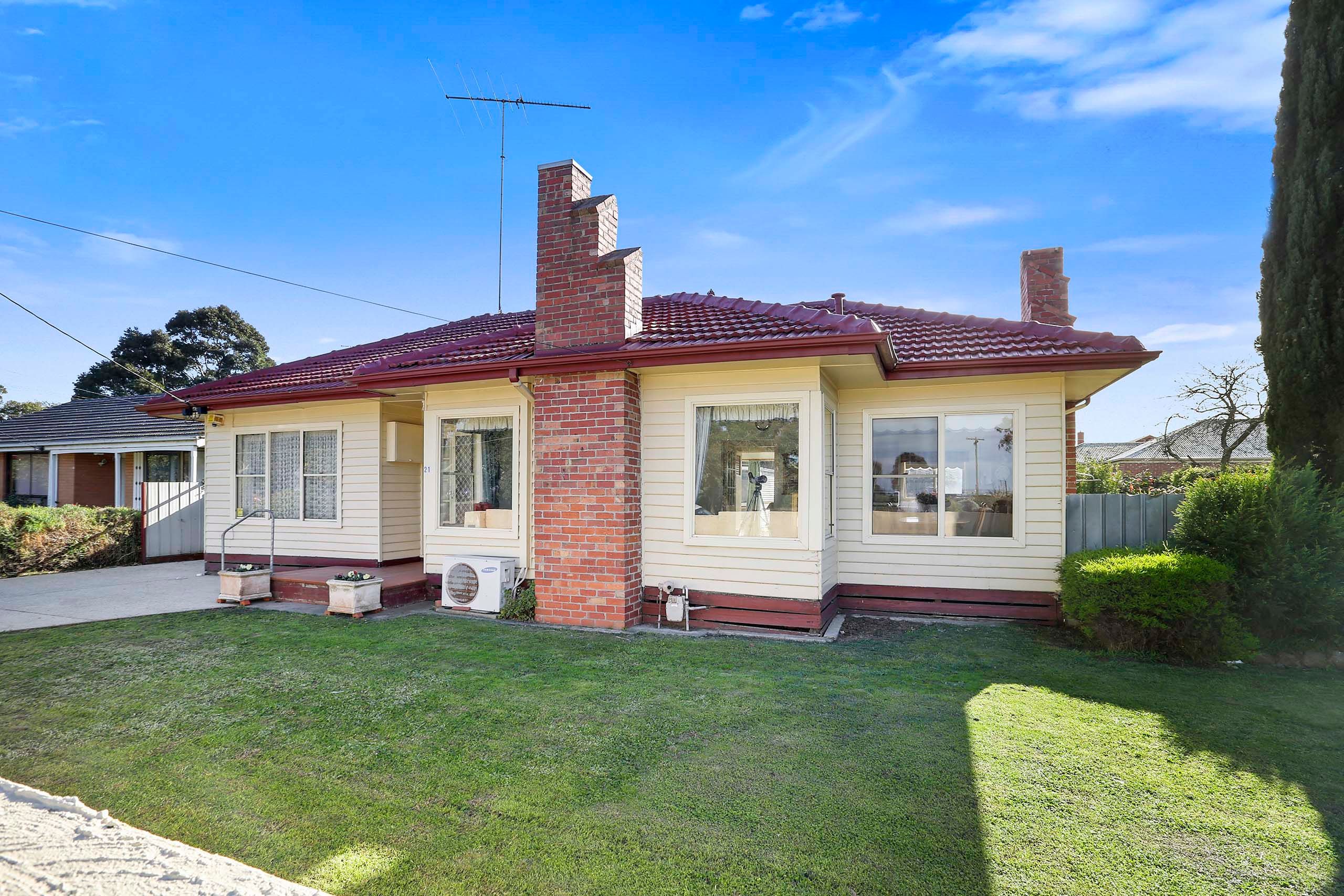 21 The Esplanade, North Shore, VIC 3214