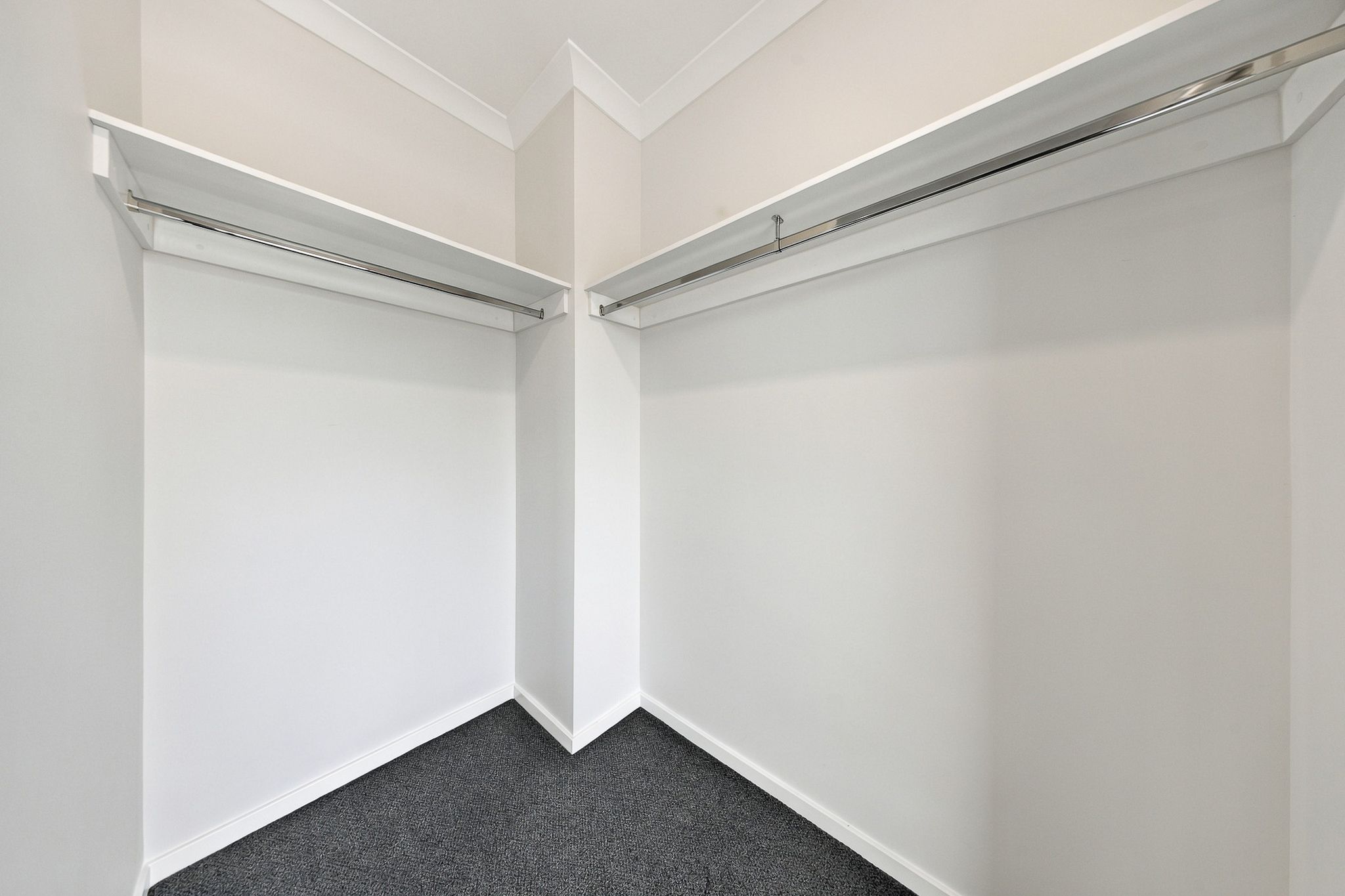 22 Fiorin Street — photo 3 of 14