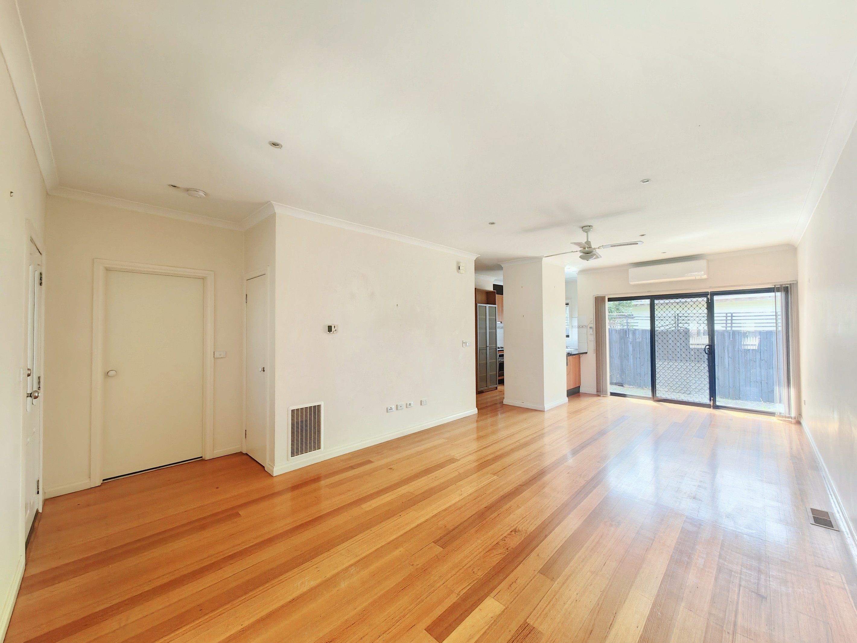 14 Jeanette Street, Clayton South, VIC 3169