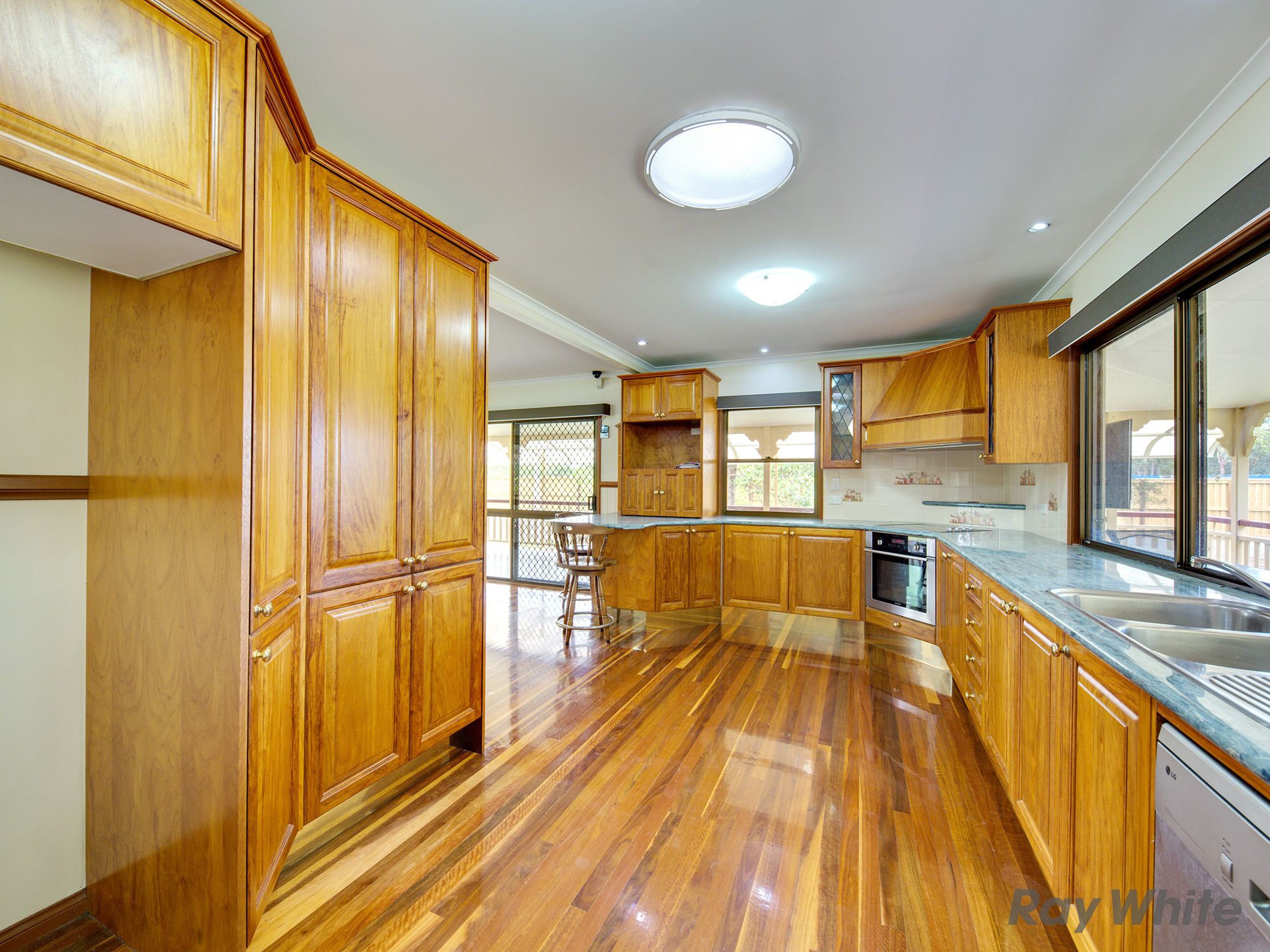86 Devries Road, Pallara, QLD 4110