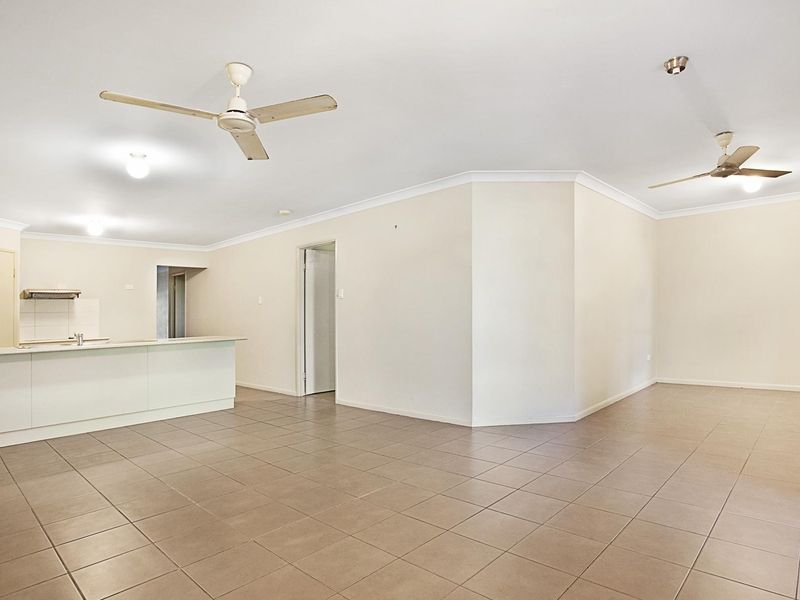 1/8 Abbott Street, Oonoonba, QLD 4811