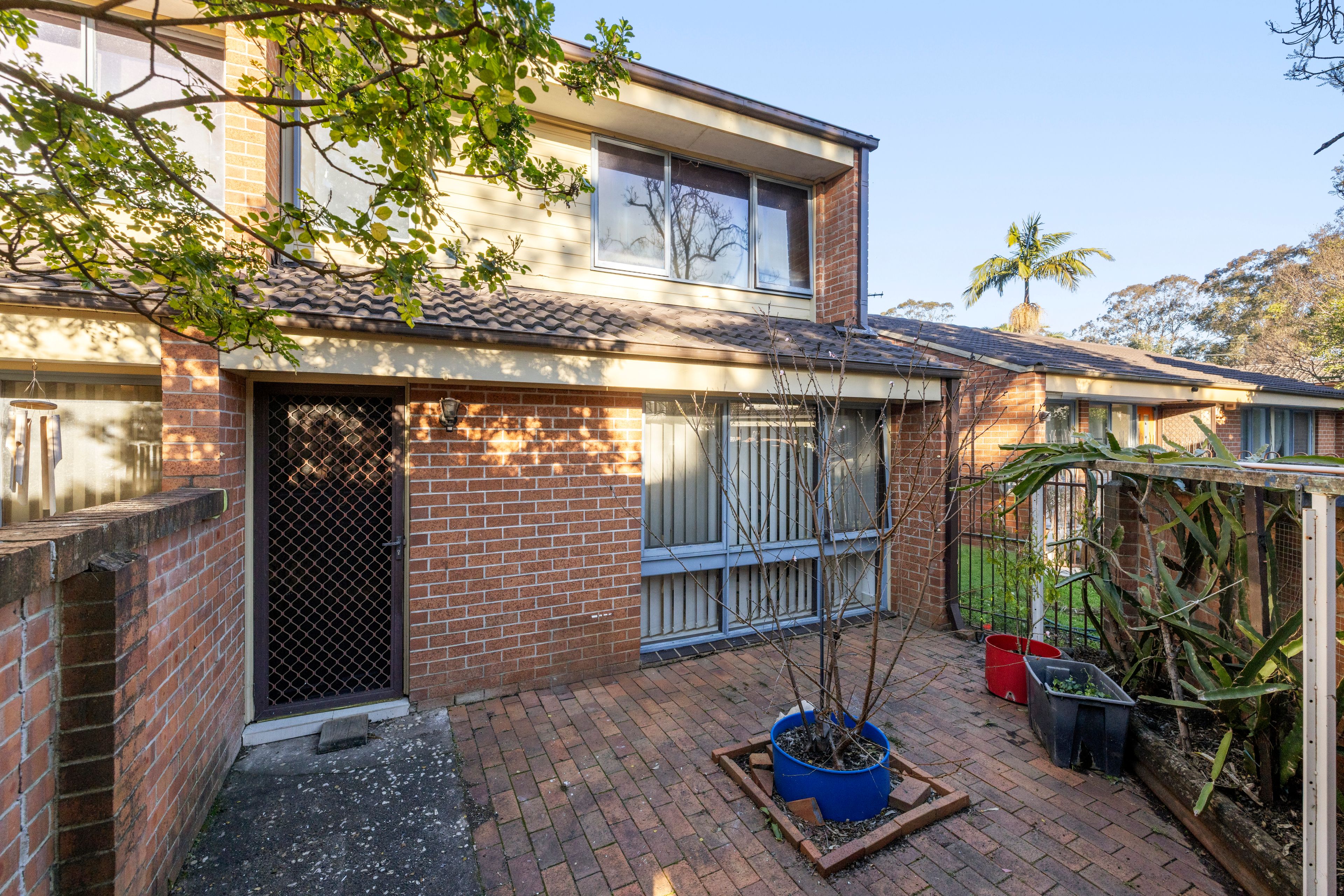 15-19 Fourth Avenue, Macquarie Fields NSW 2564