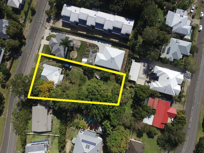 4 Mount Pleasant Road, Nambour QLD 4560