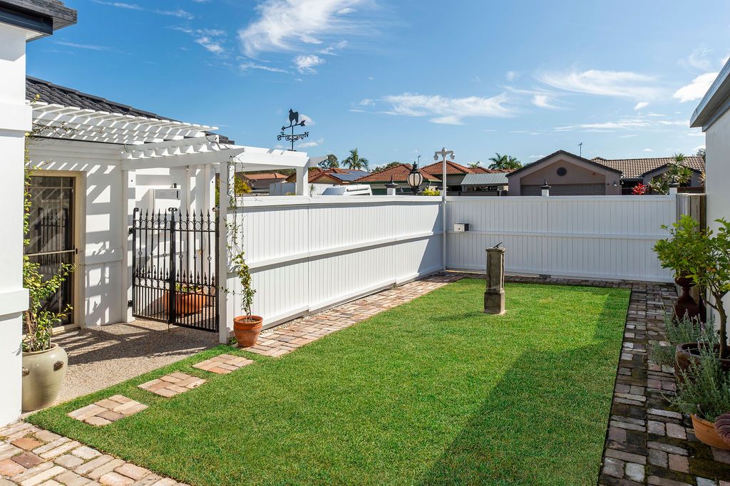 30 Zac Avenue, Coombabah, QLD 4216