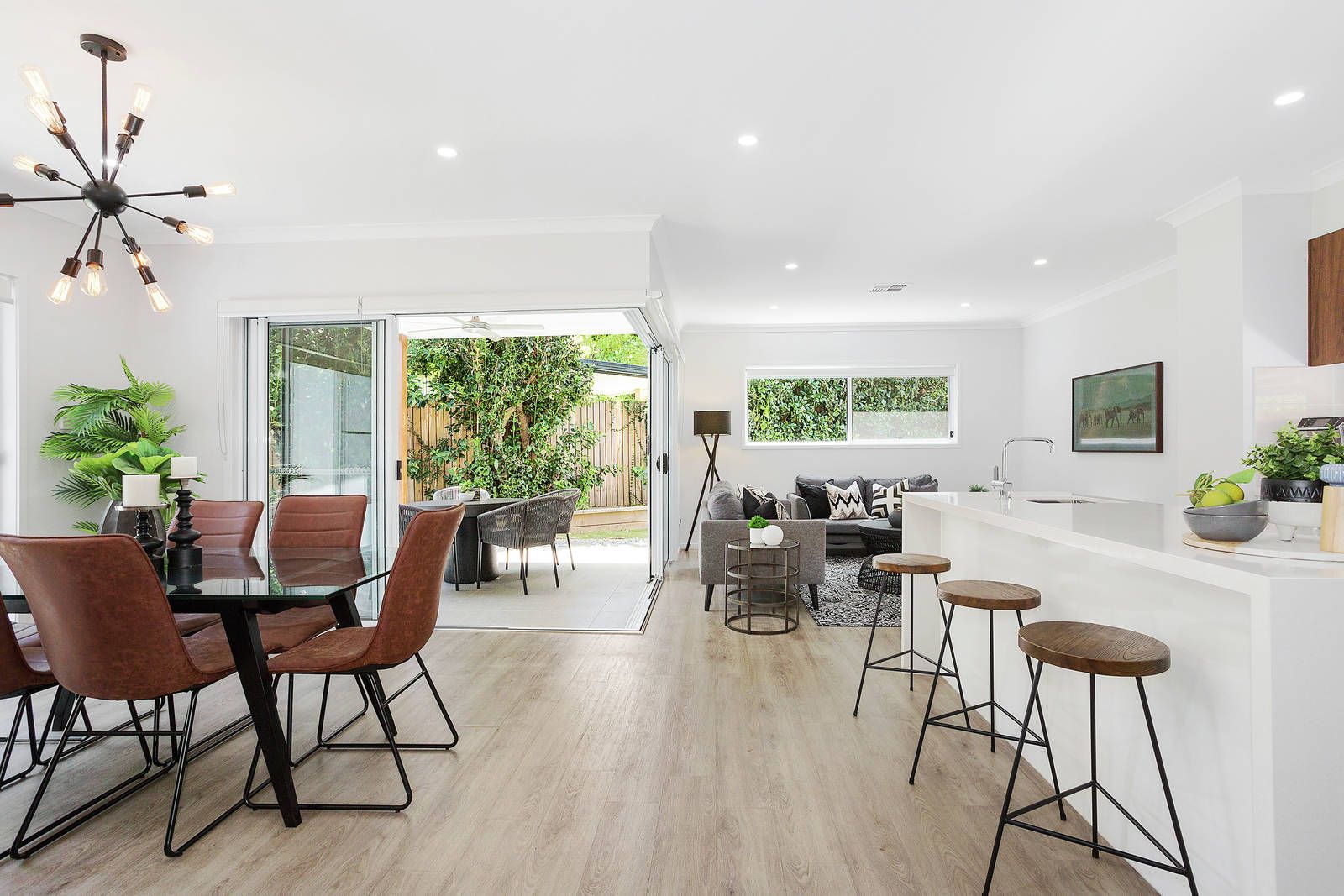 143 Mirbelia Street, Kenmore Hills, QLD 4069