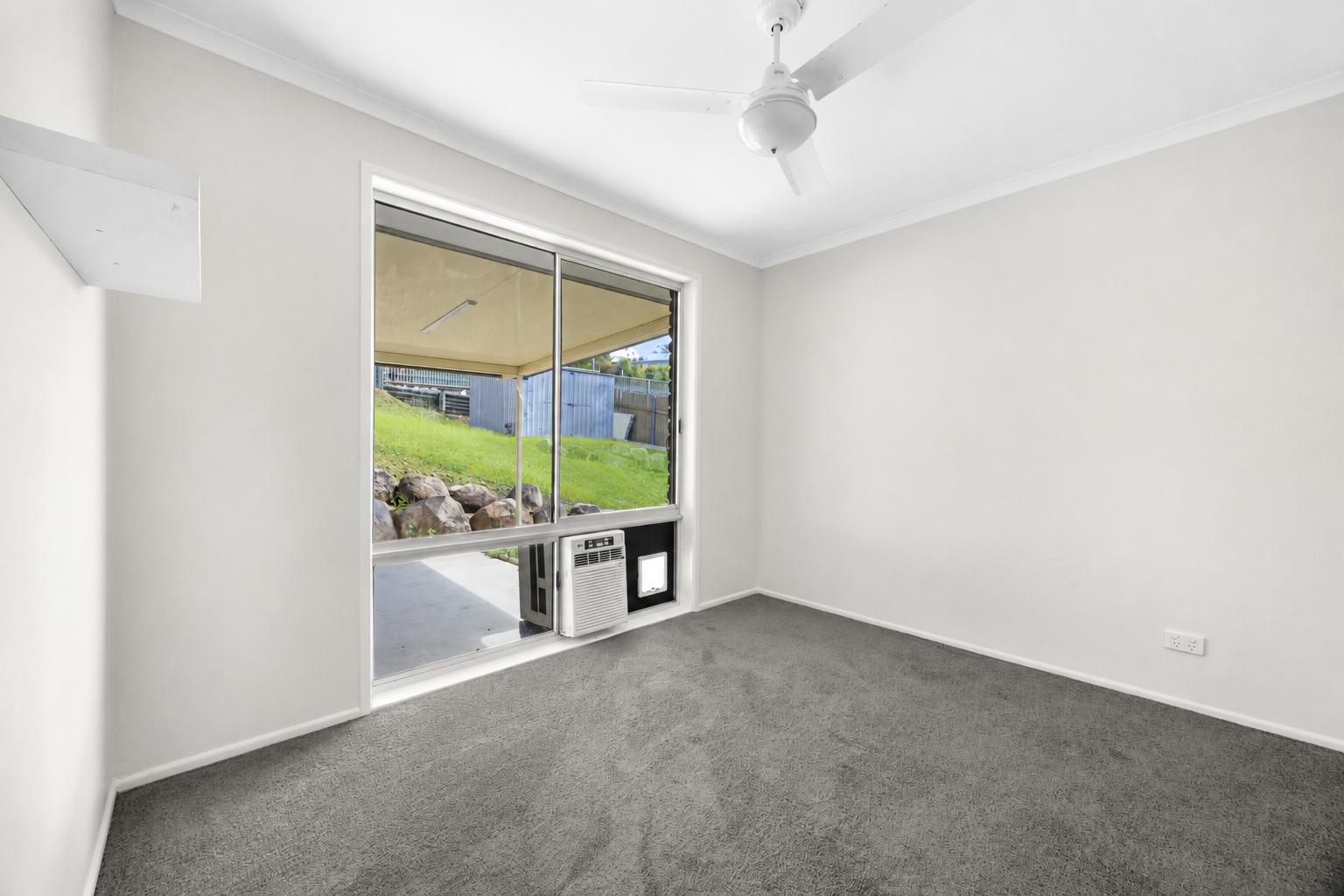 15 Saturn Crescent — photo 16 of 25