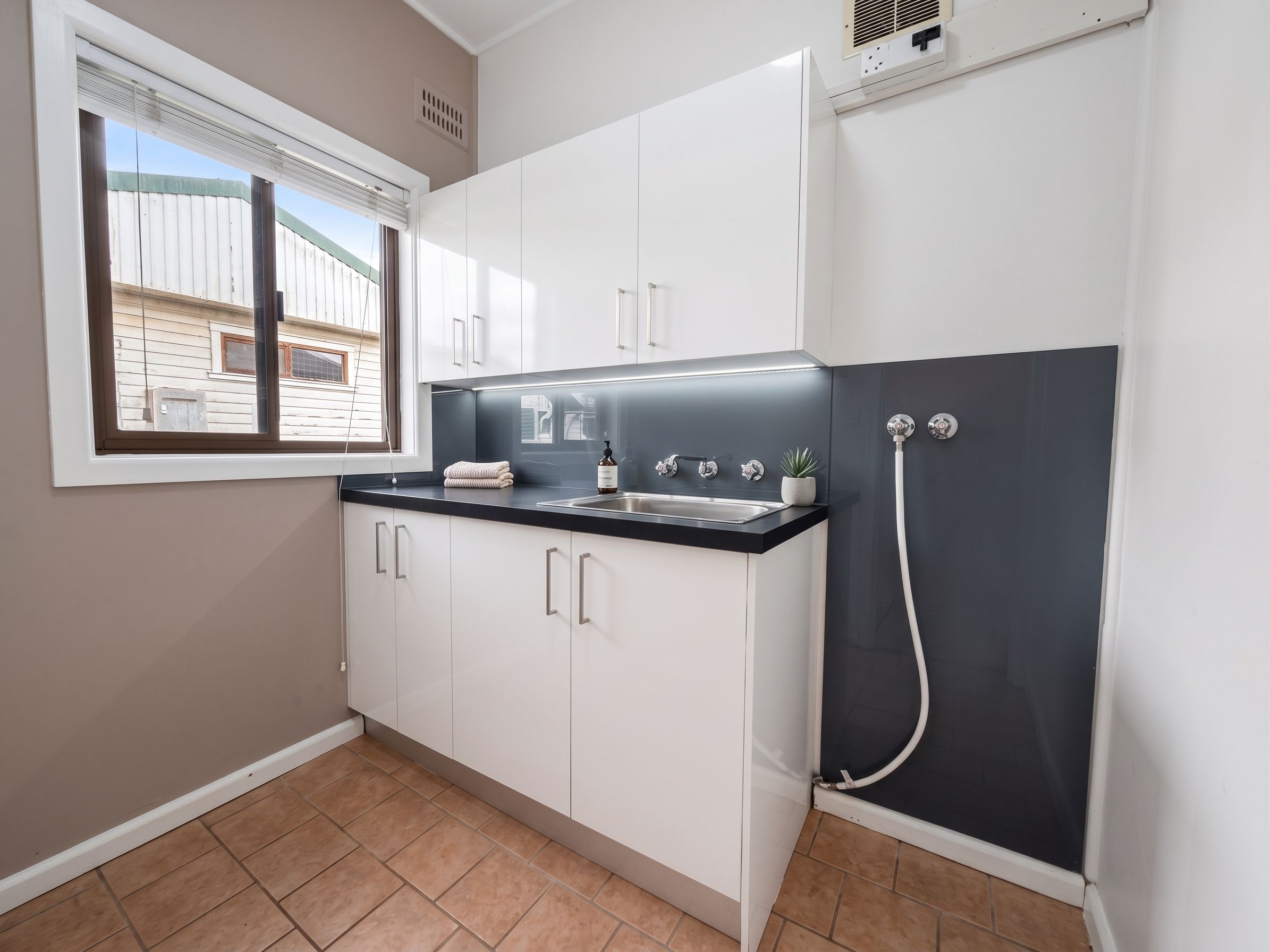 35 Norfolk Street — photo 8 of 11