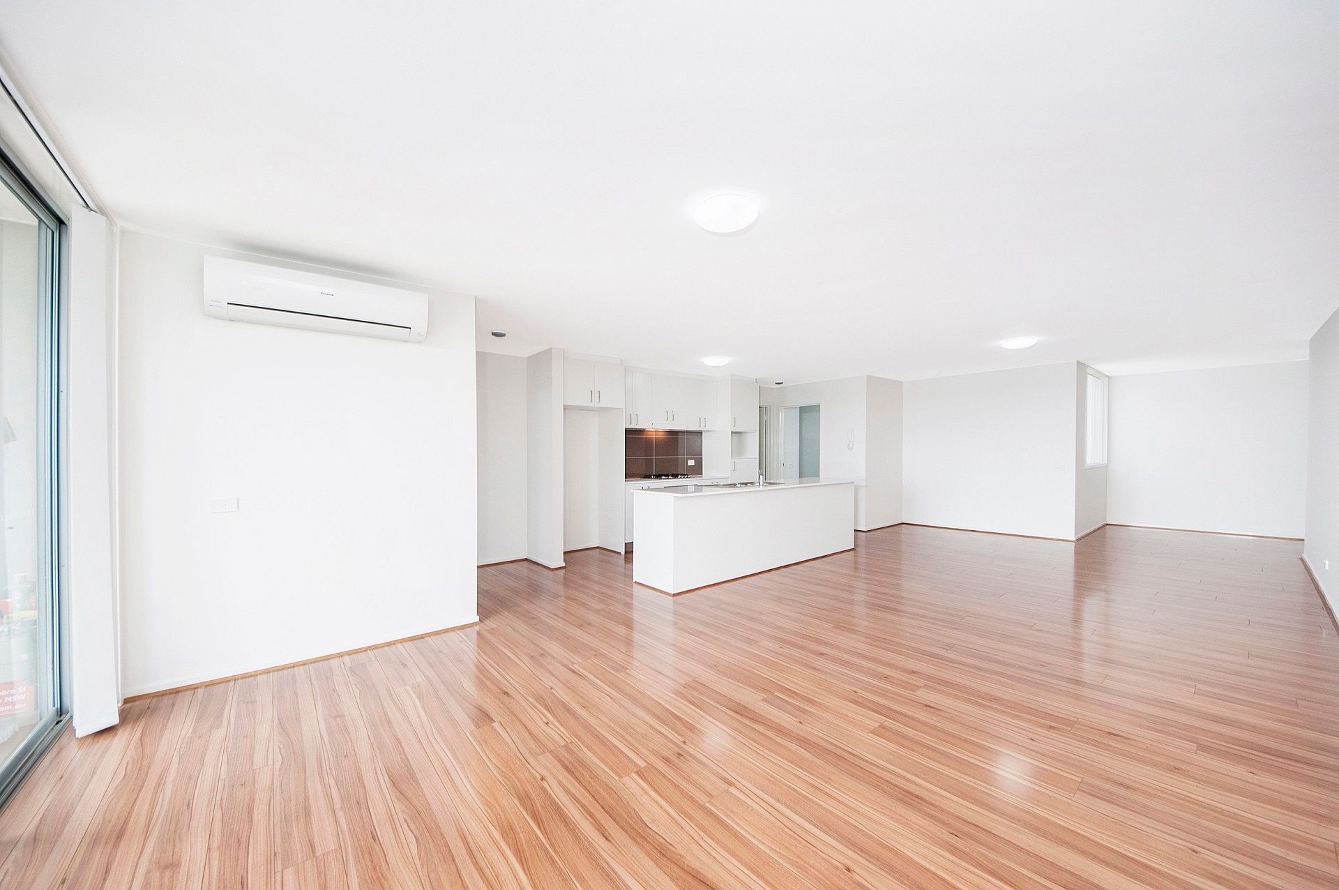 17/13-15 Morisset Street — photo 3 of 7