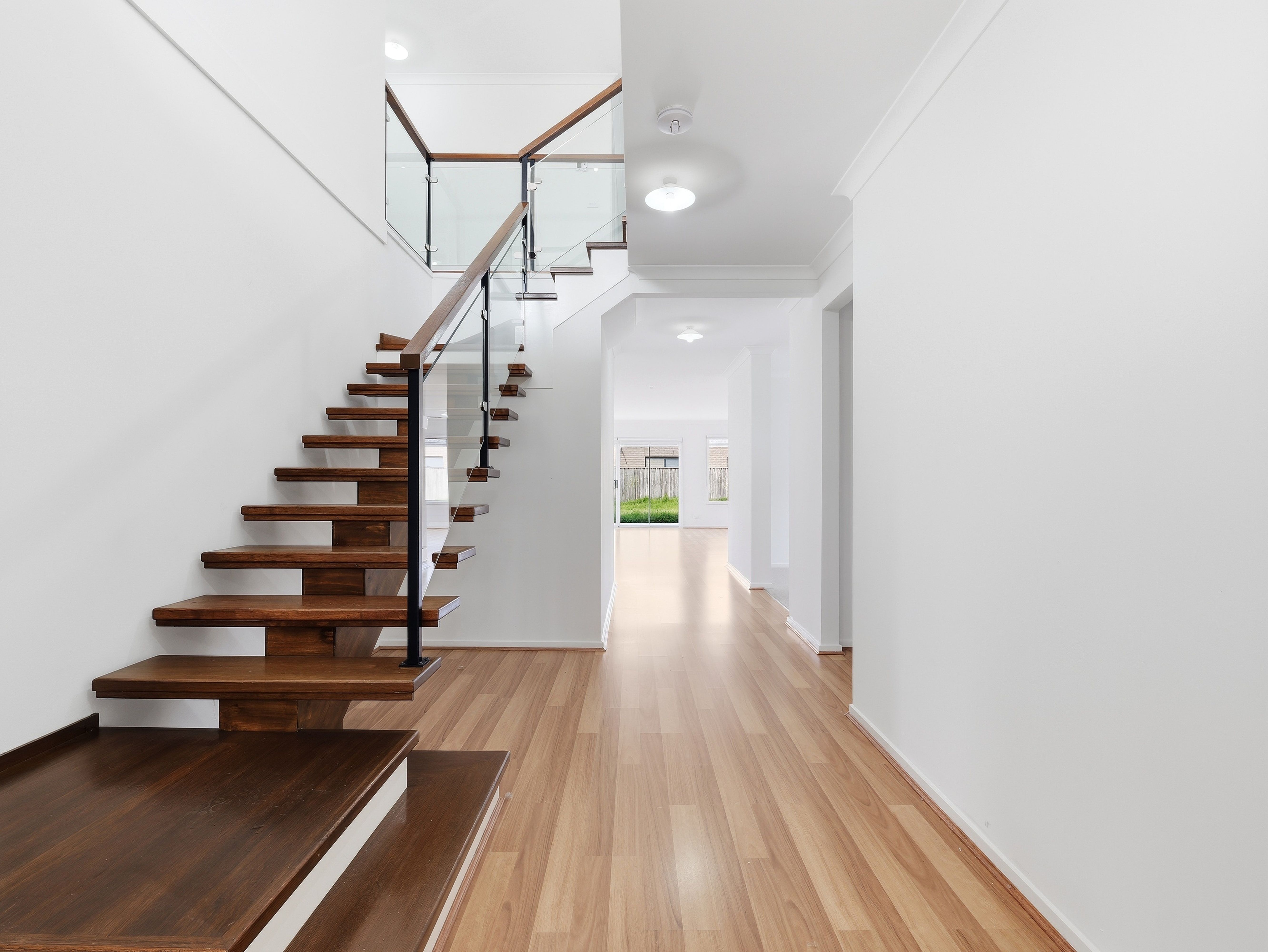 8 Heathwren View, Werribee, VIC 3030