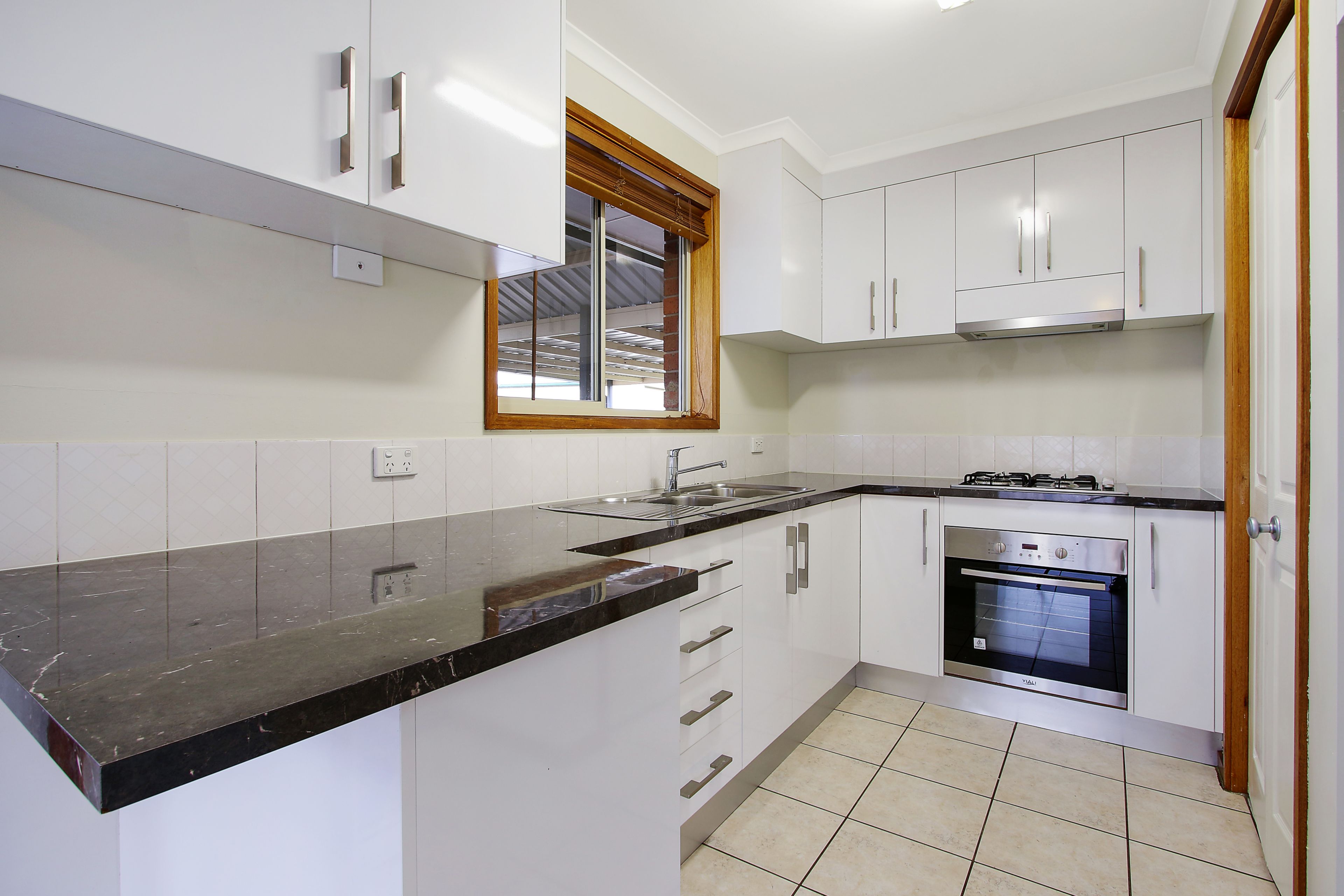 7 Beresford Court — photo 3 of 8