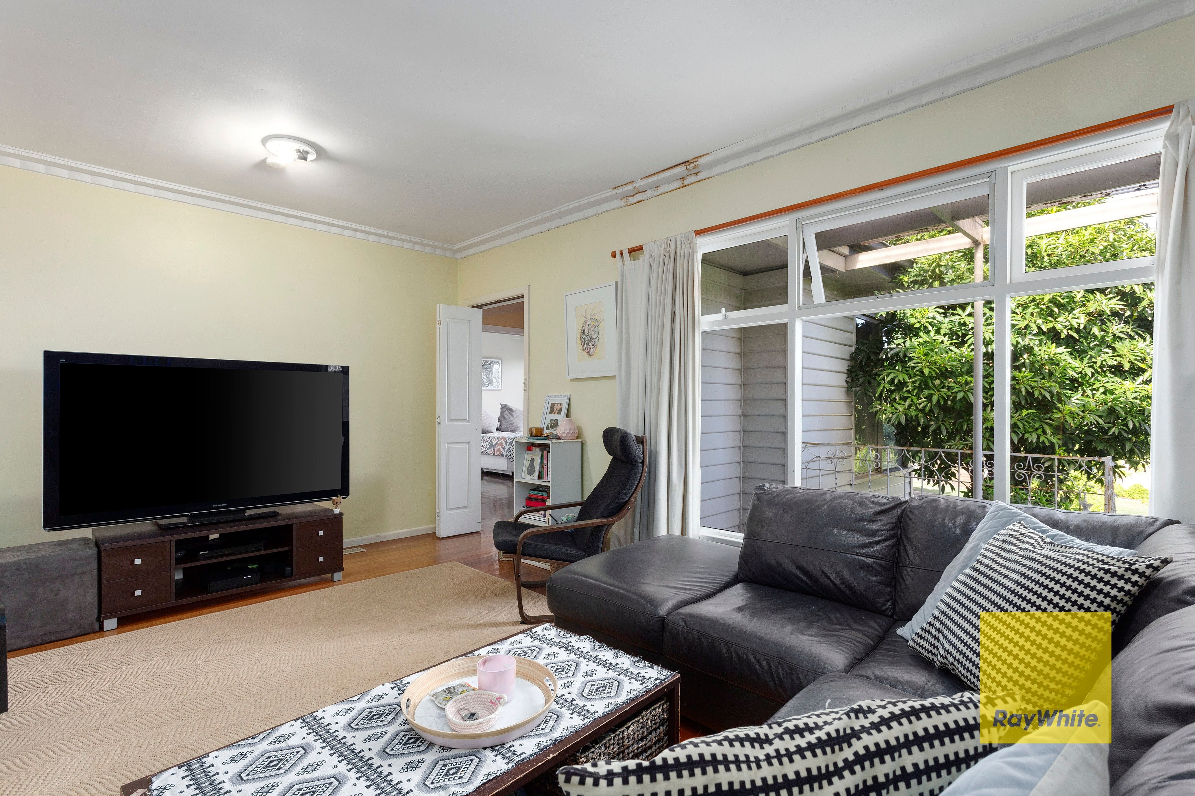 4 Lambhill Crescent, Highton, VIC 3216
