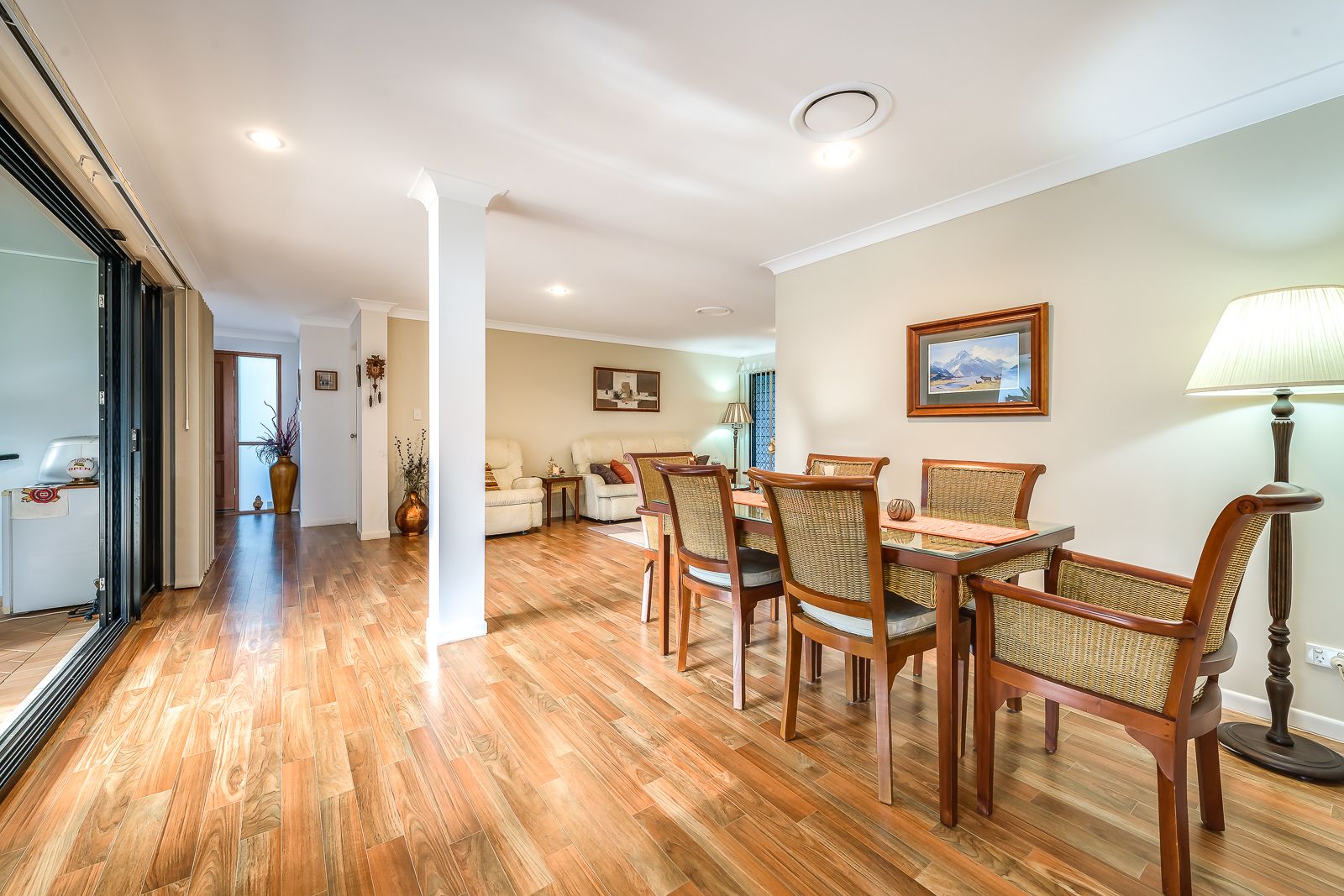 10 Mellum Circuit, Pacific Pines, QLD 4211