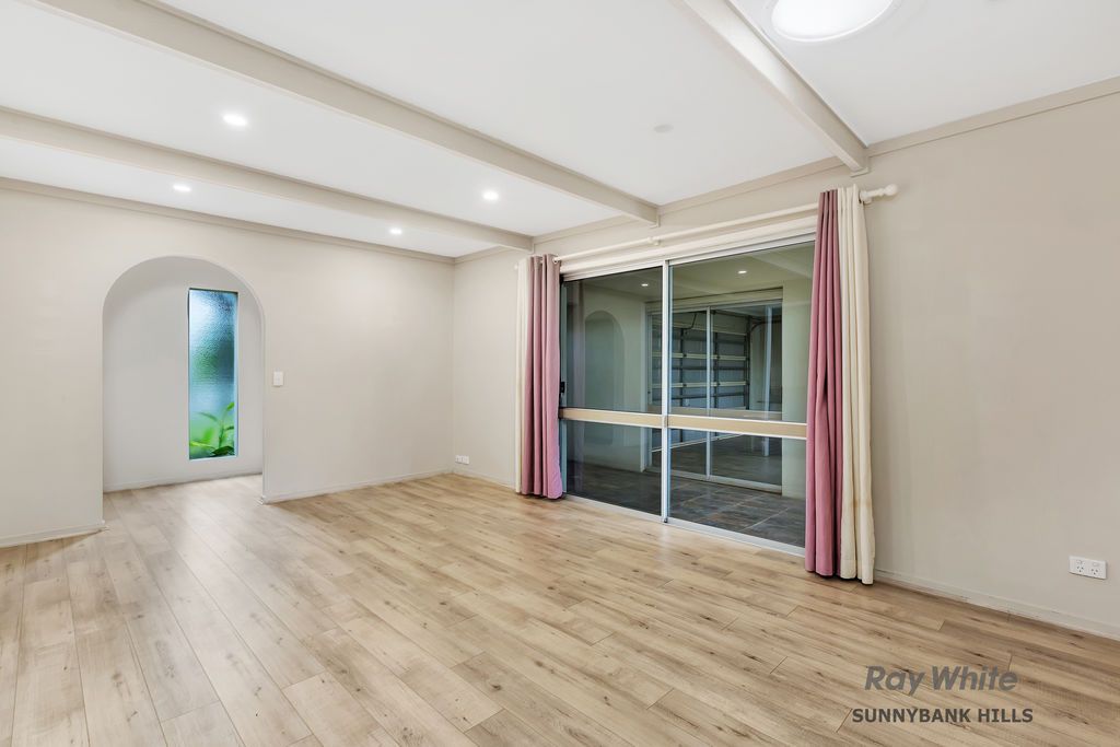 16 Hendy Street, Sunnybank Hills, QLD 4109