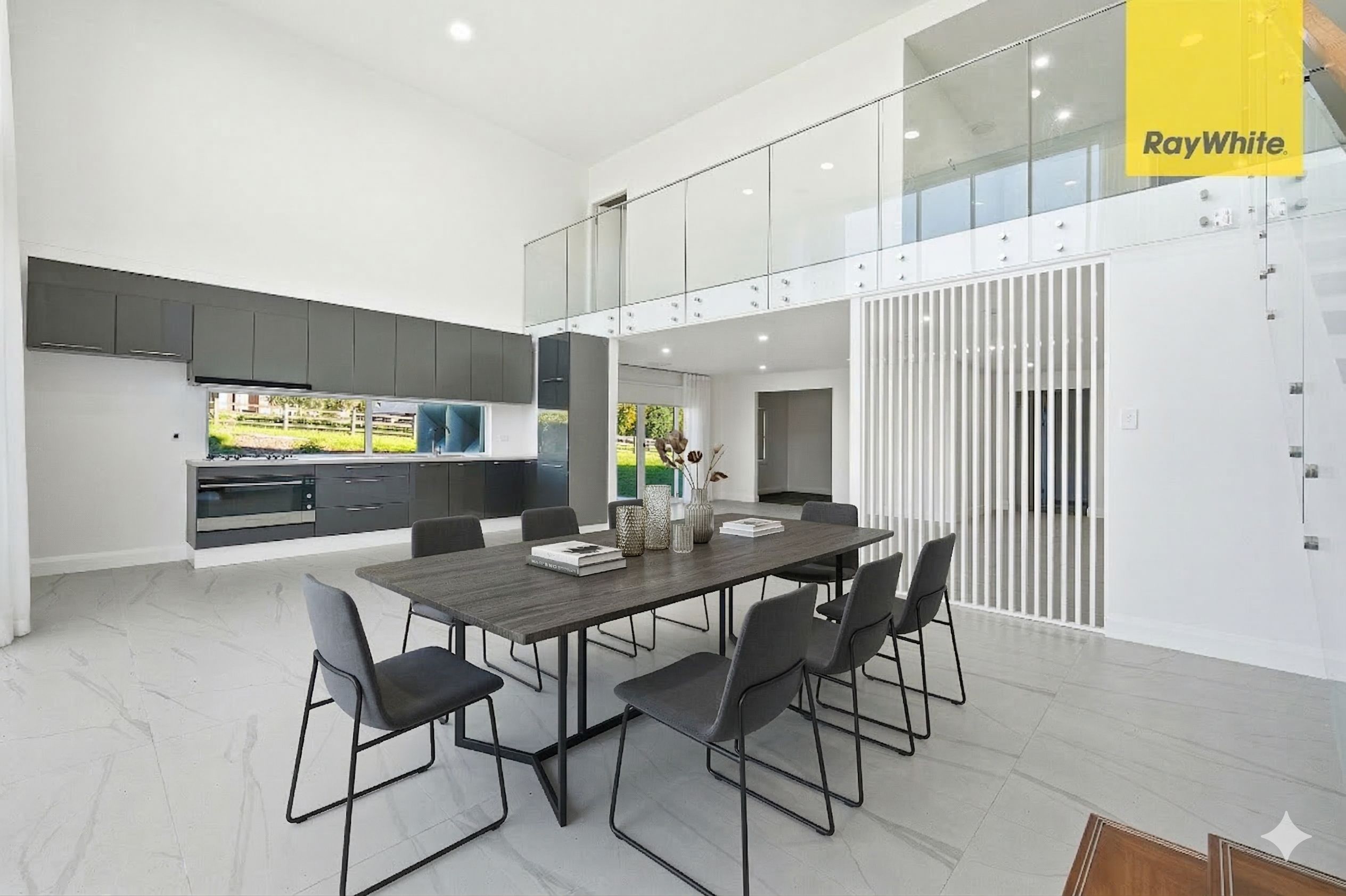 18 Farmingdale Court — photo 3 of 25