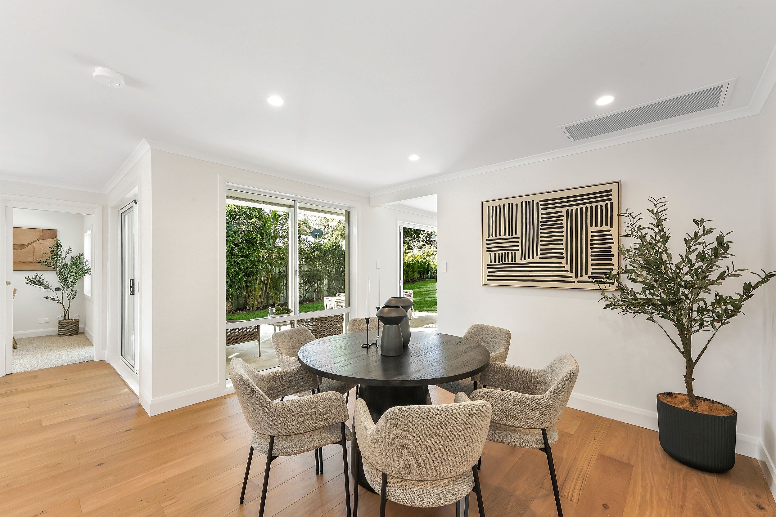 8 Compass Close — photo 16 of 22