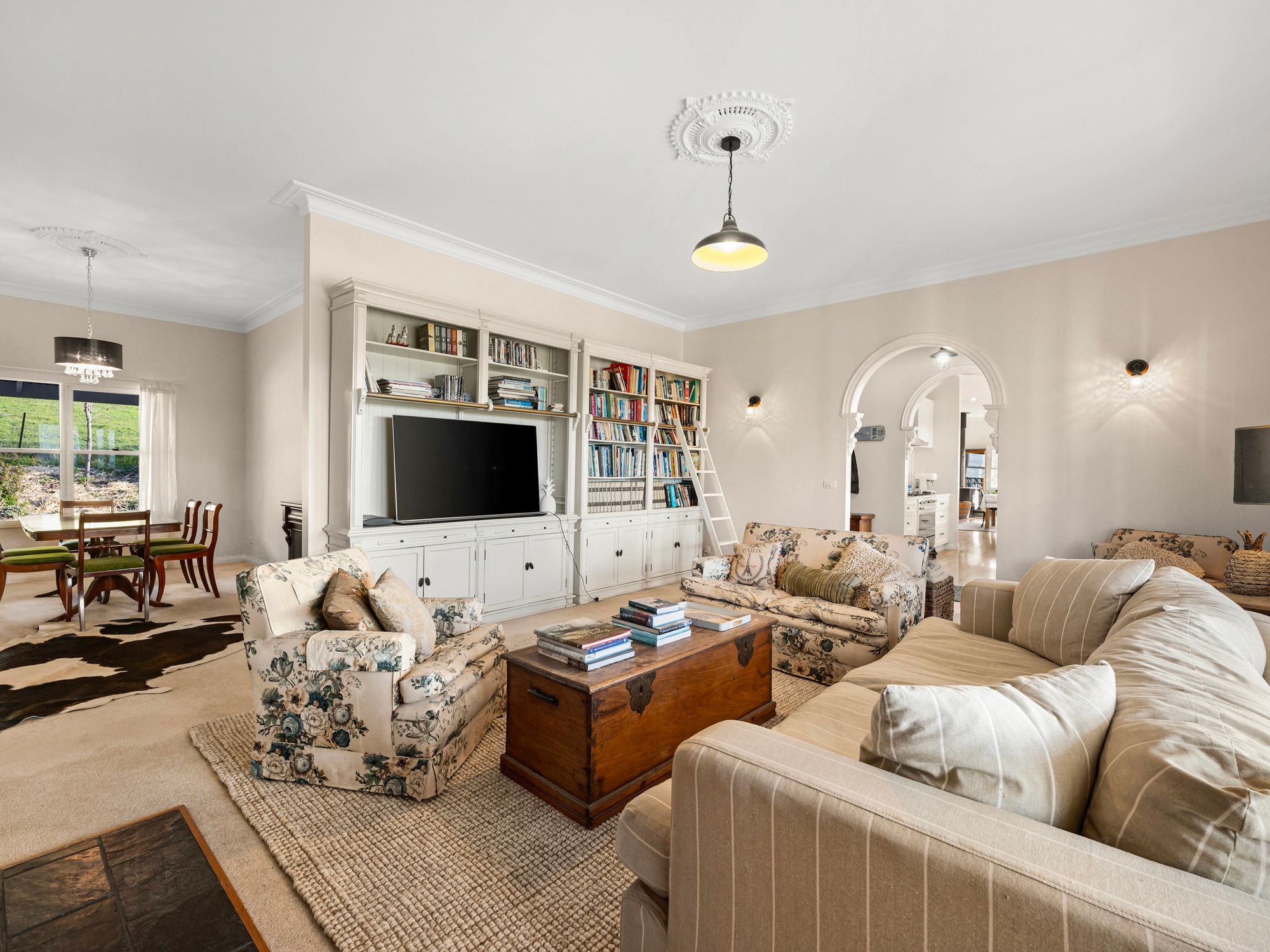 354 Three Chain Road — photo 9 of 22
