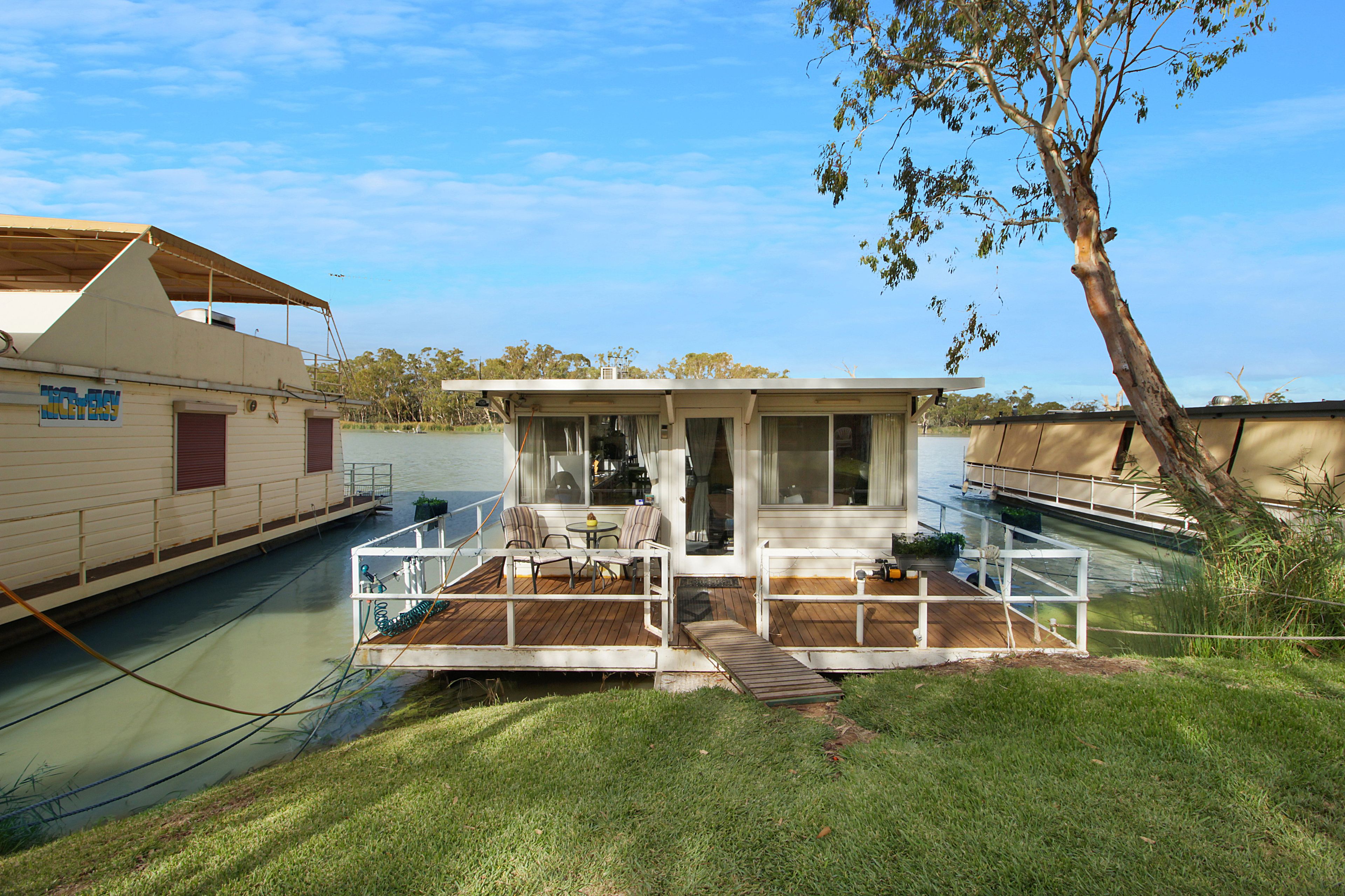 2 Ral Ral Creek Mooring (Via Ponde Road), Renmark, SA 5341