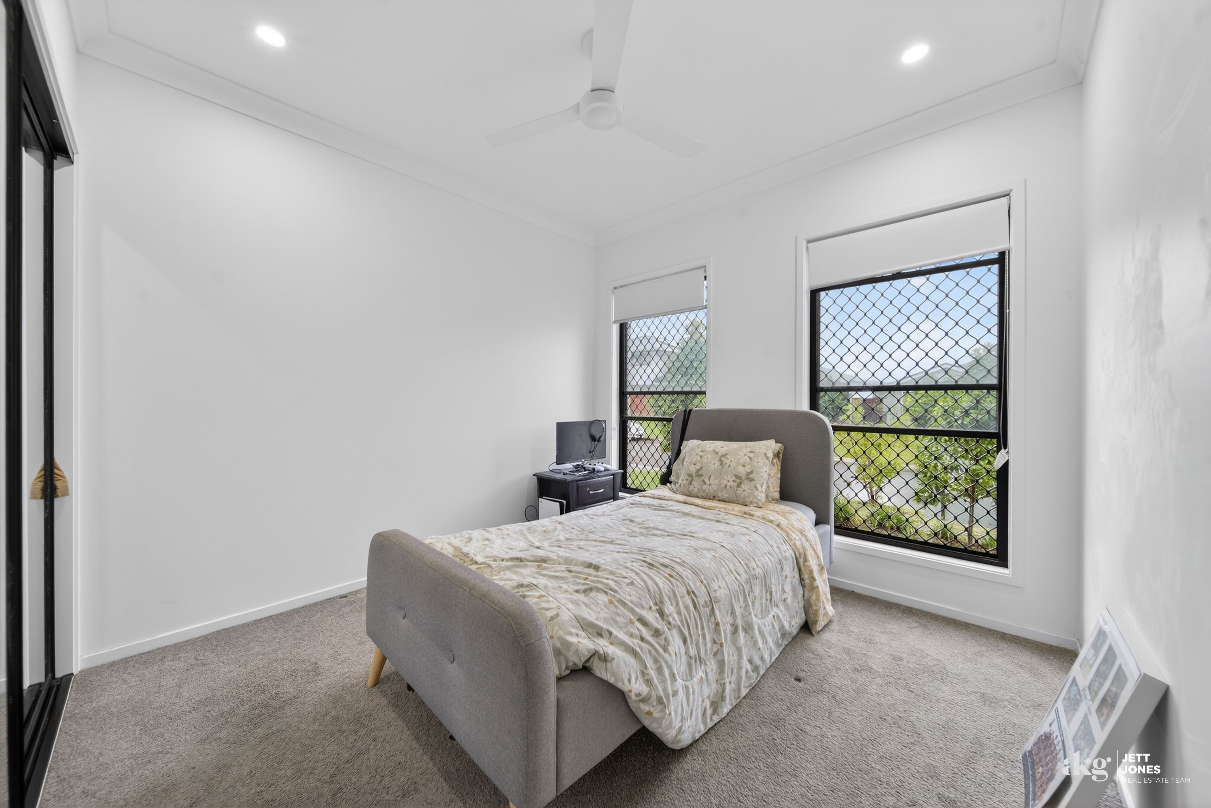 22 Delaway Street — photo 17 of 20