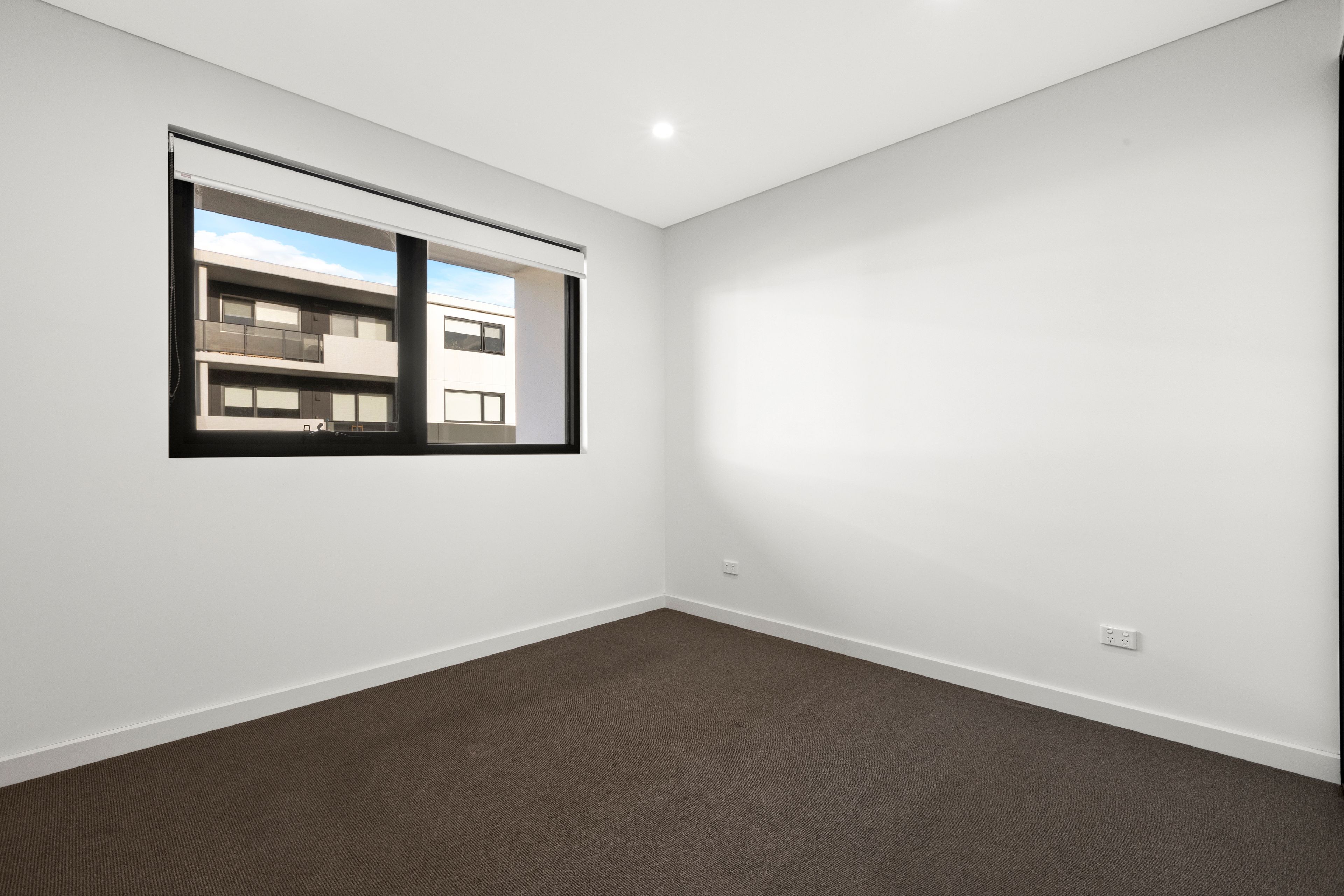 326/125B Jerralong Drive — photo 8 of 13