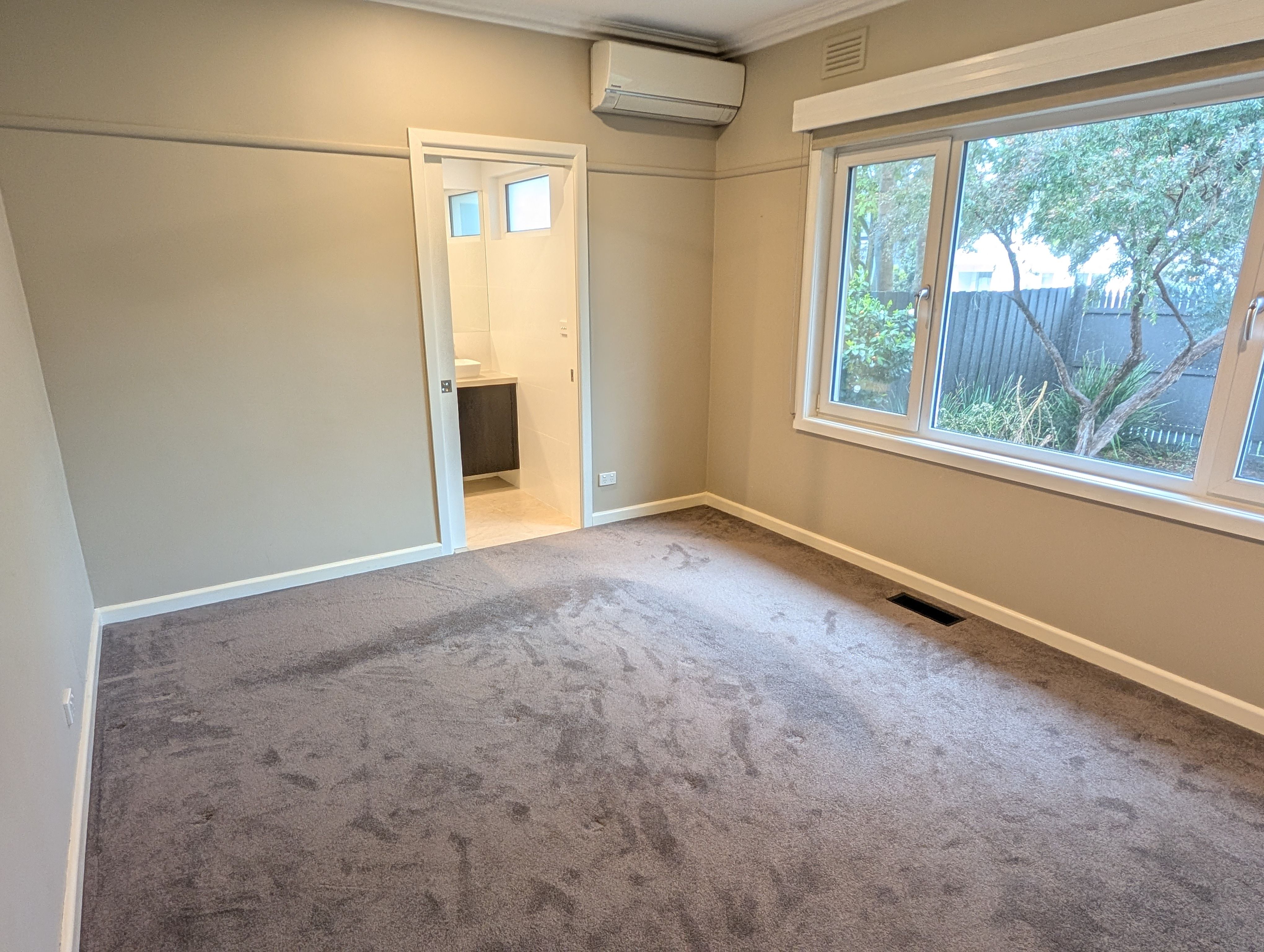 70 Surrey Road — photo 7 of 14