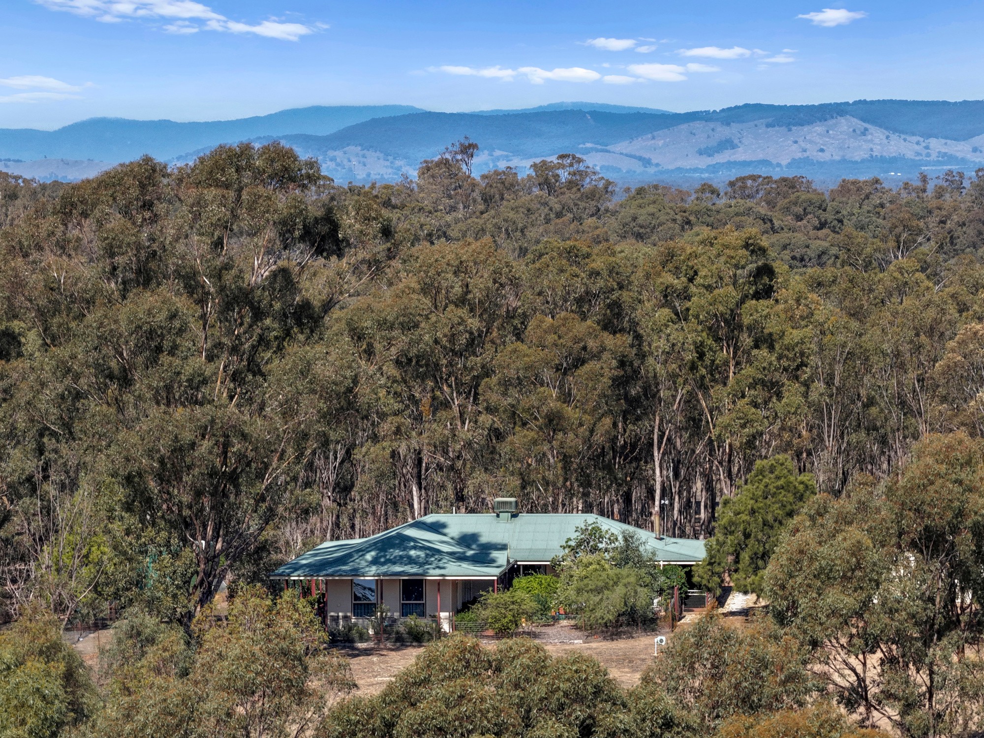 647 Sloans Road, Violet Town, VIC 3669