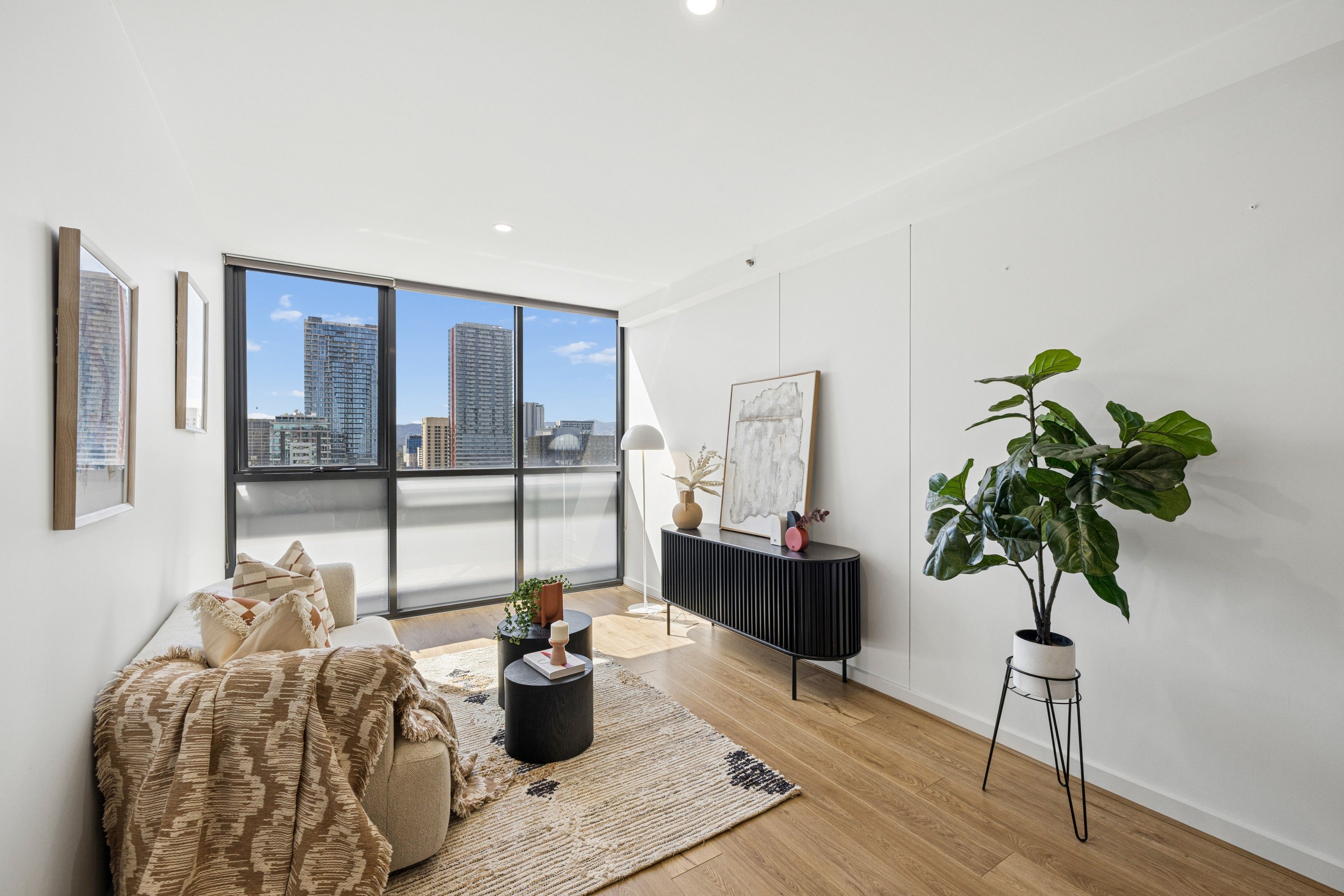 1218/160 Grote Street — photo 3 of 26