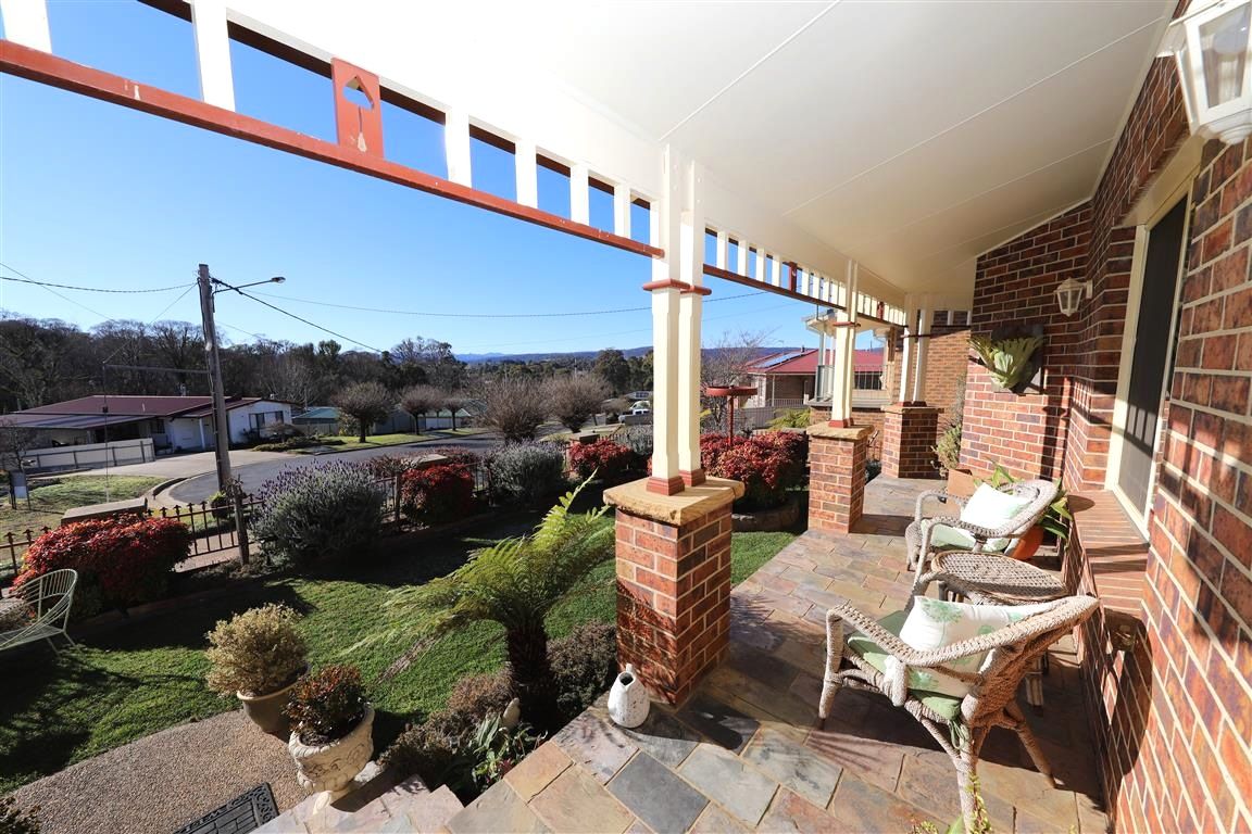10 Royden Close, Batlow, NSW 2730
