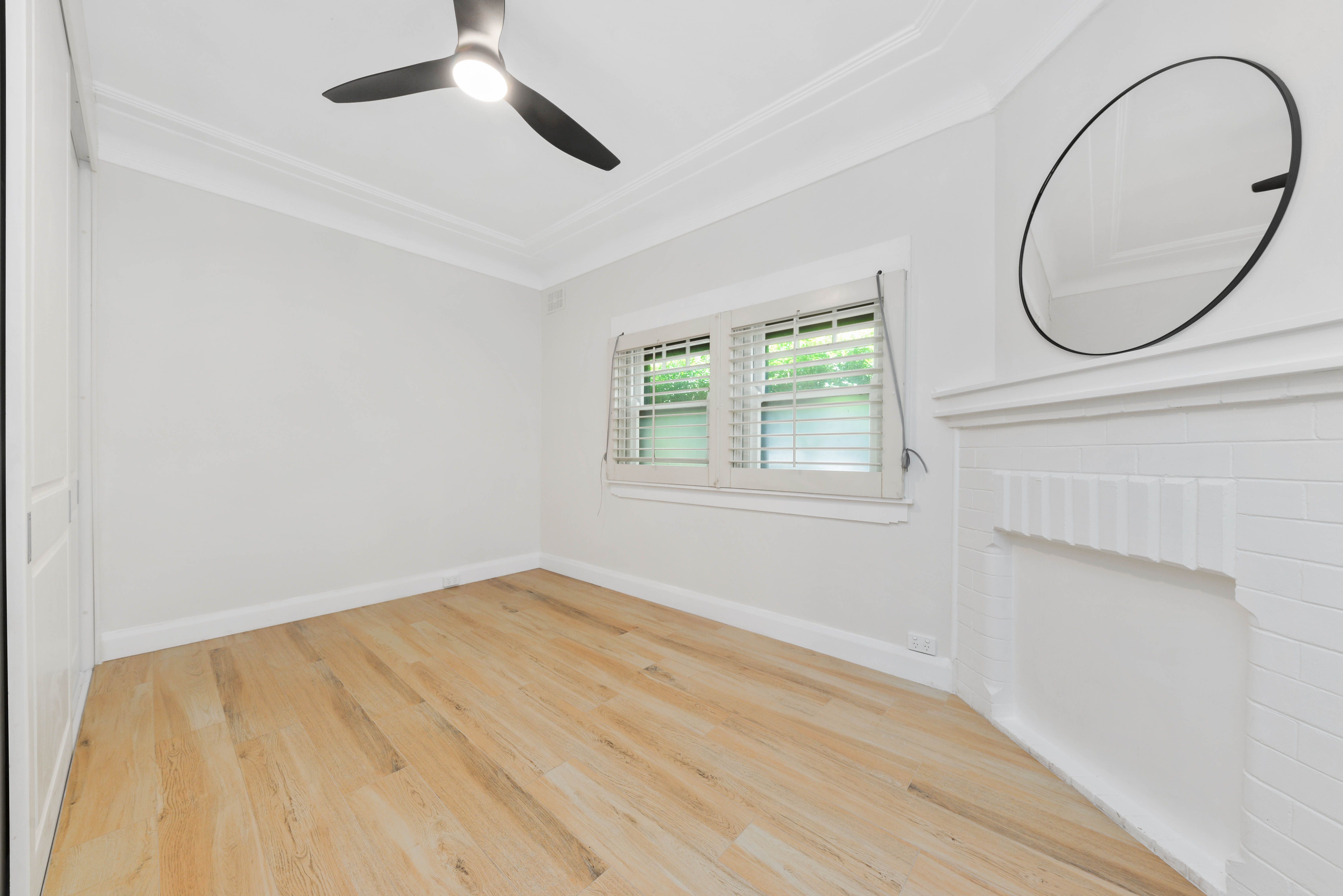 132 O'Riordan Street — photo 4 of 5