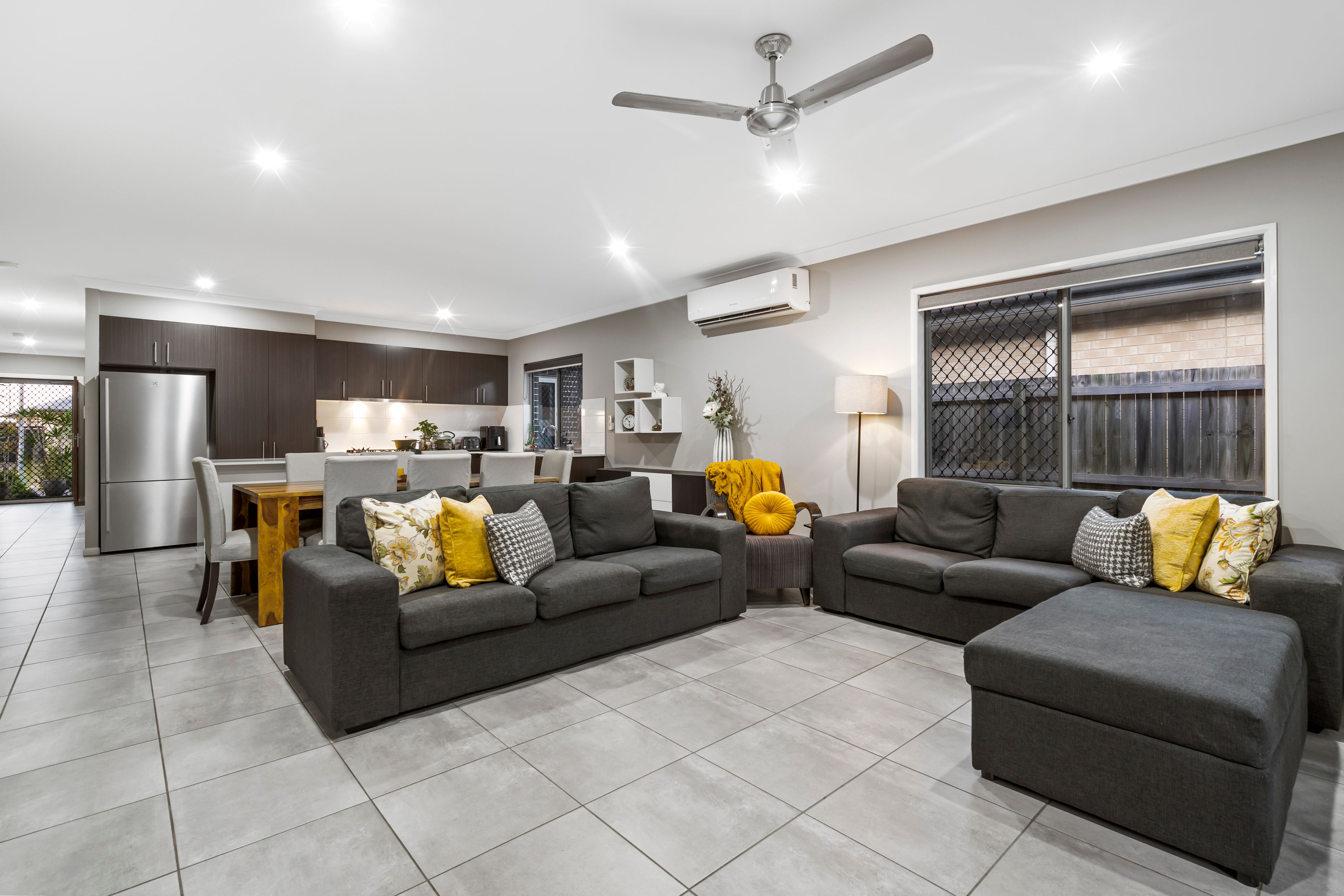 225 Darlington Drive, Yarrabilba, QLD 4207