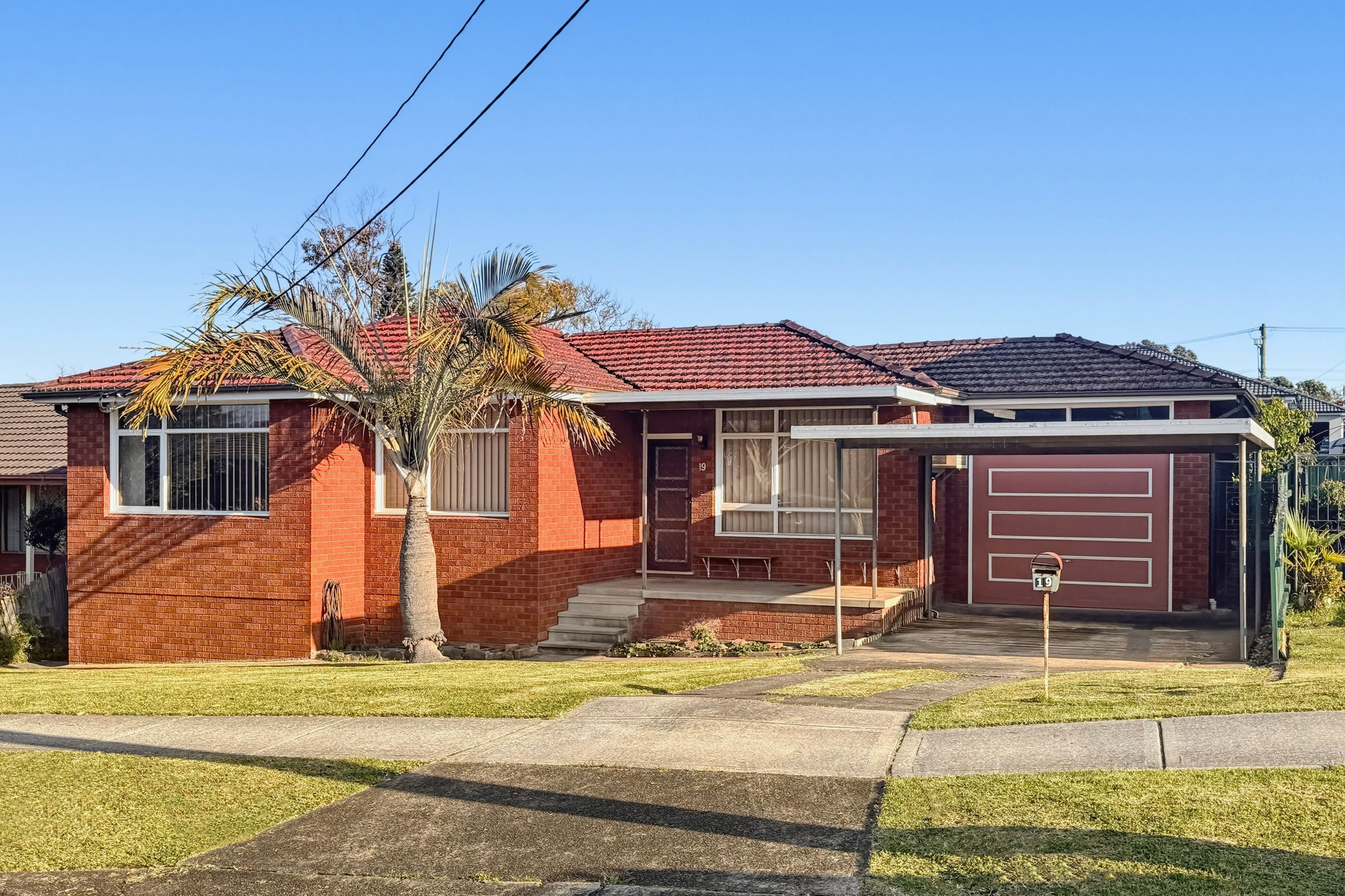 19 Buckwall Avenue, Greenacre, NSW 2190